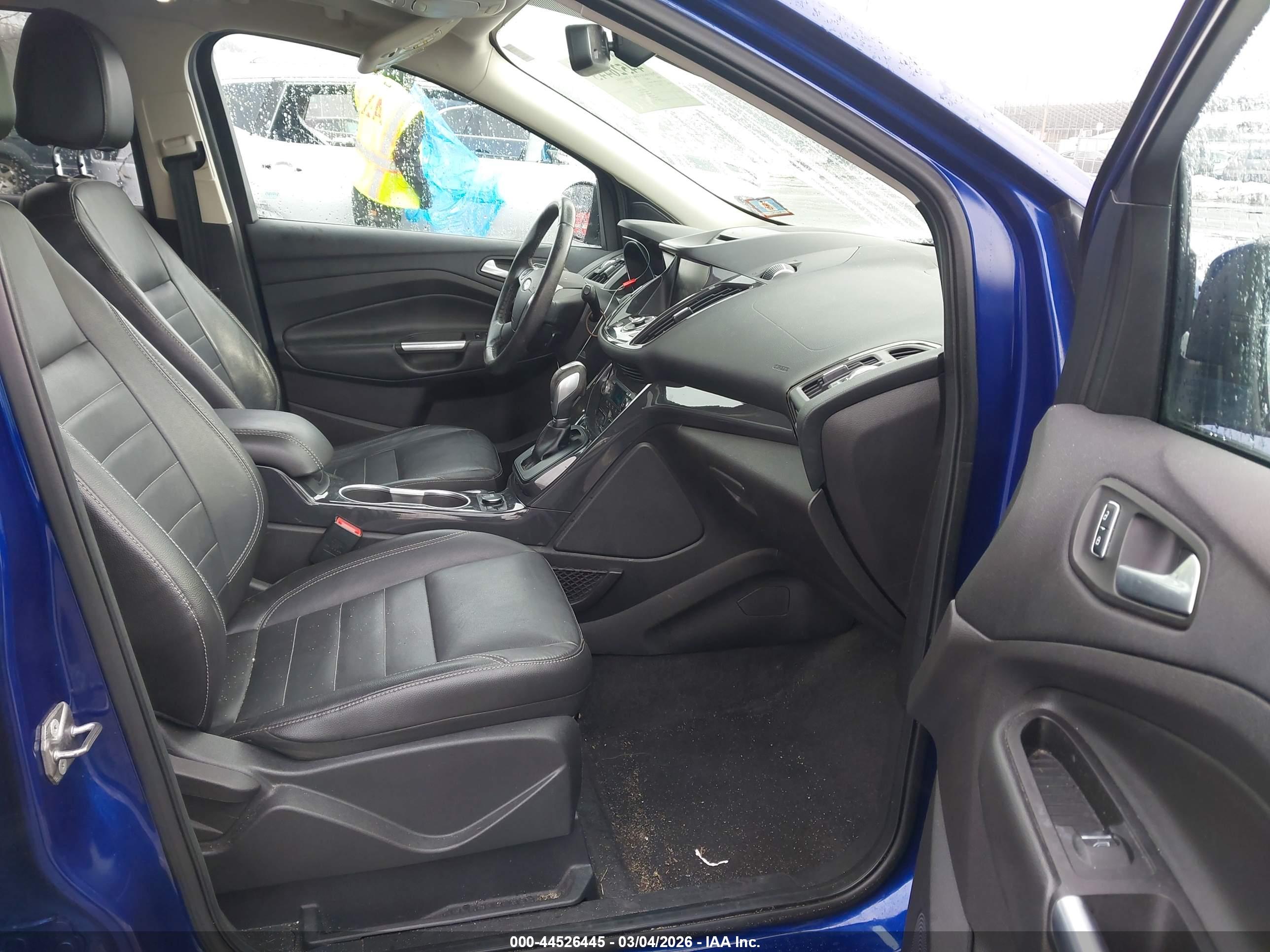 FORD ESCAPE image 5