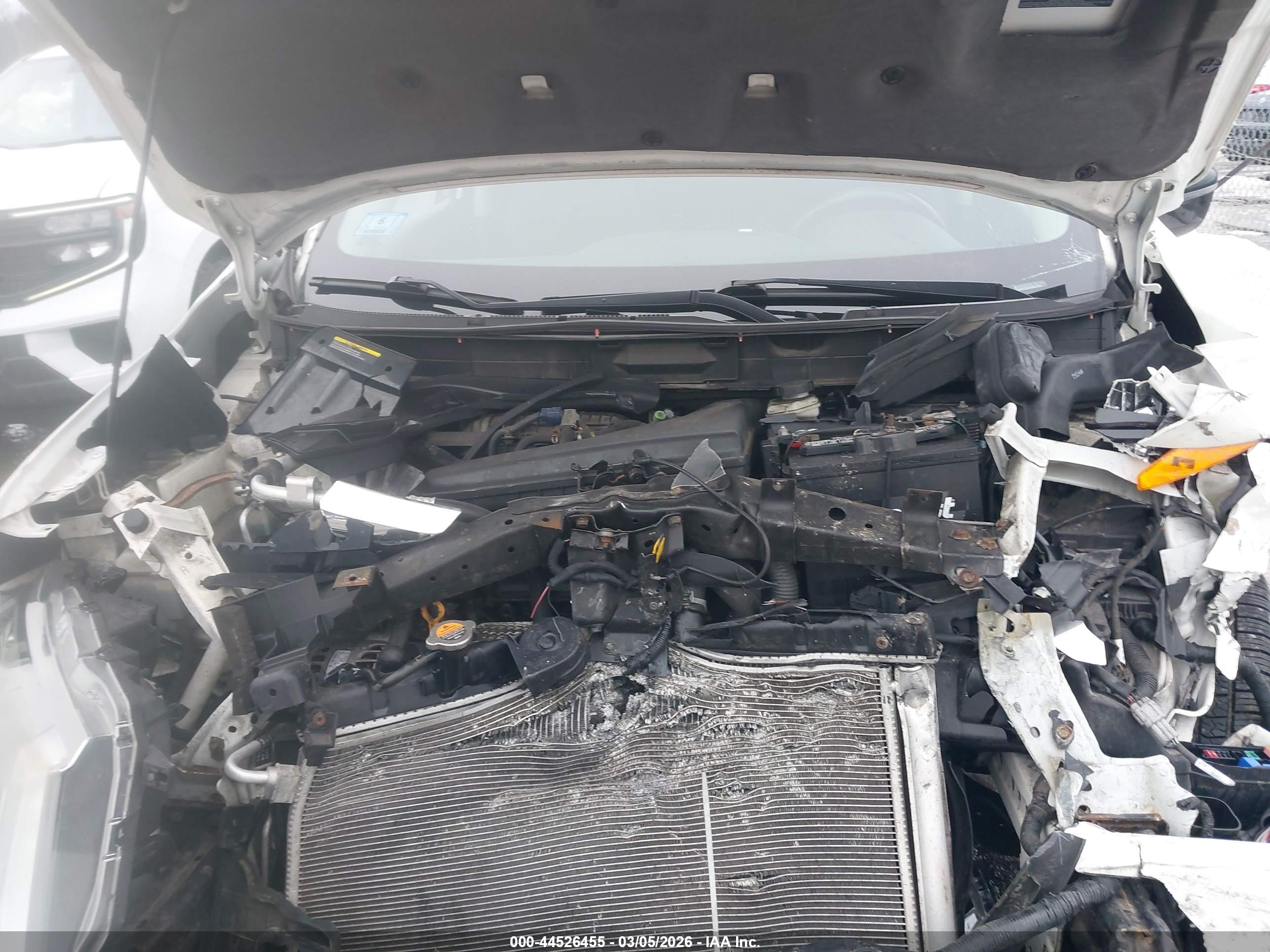 NISSAN ROGUE image 10