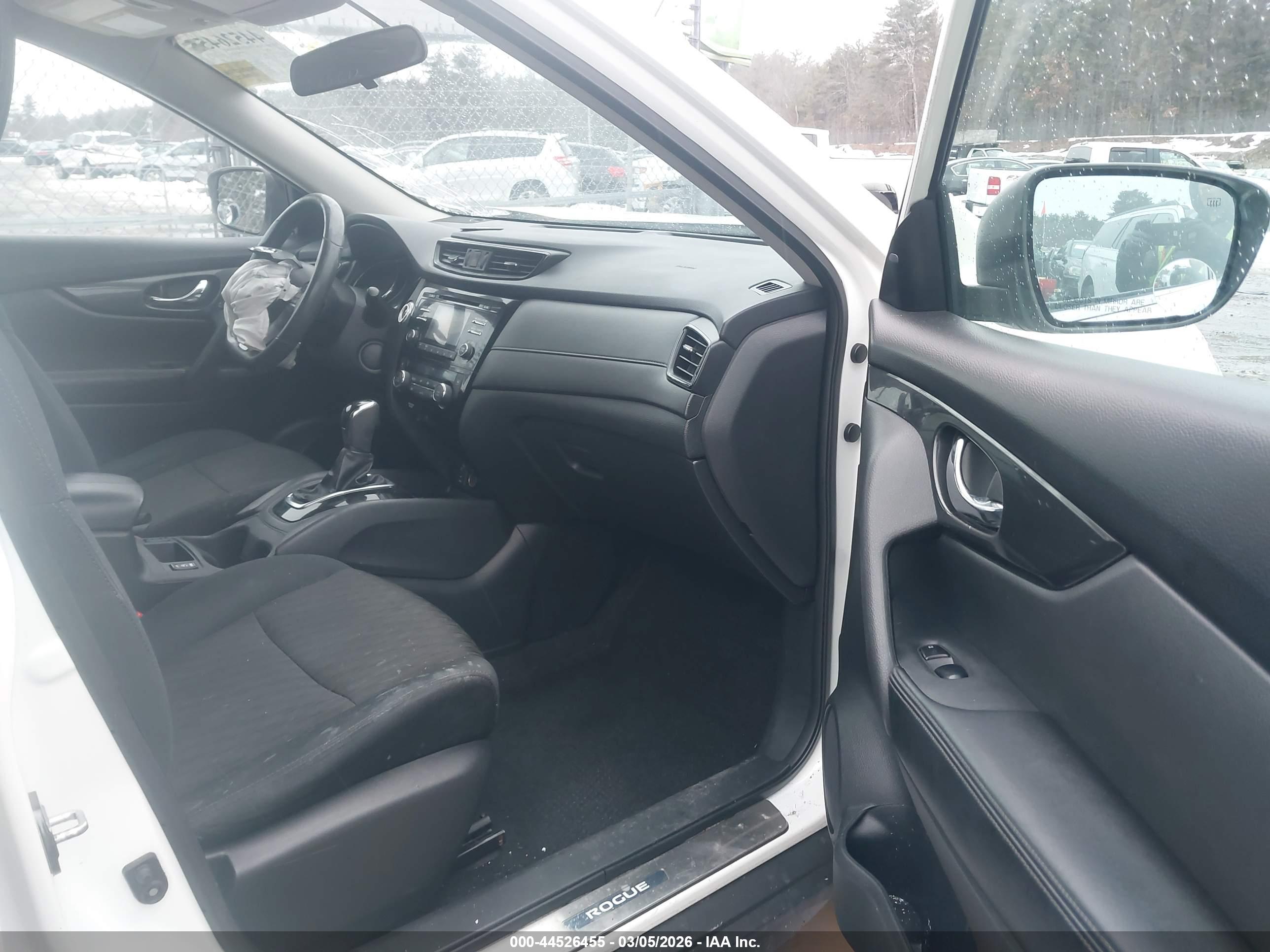 NISSAN ROGUE image 5