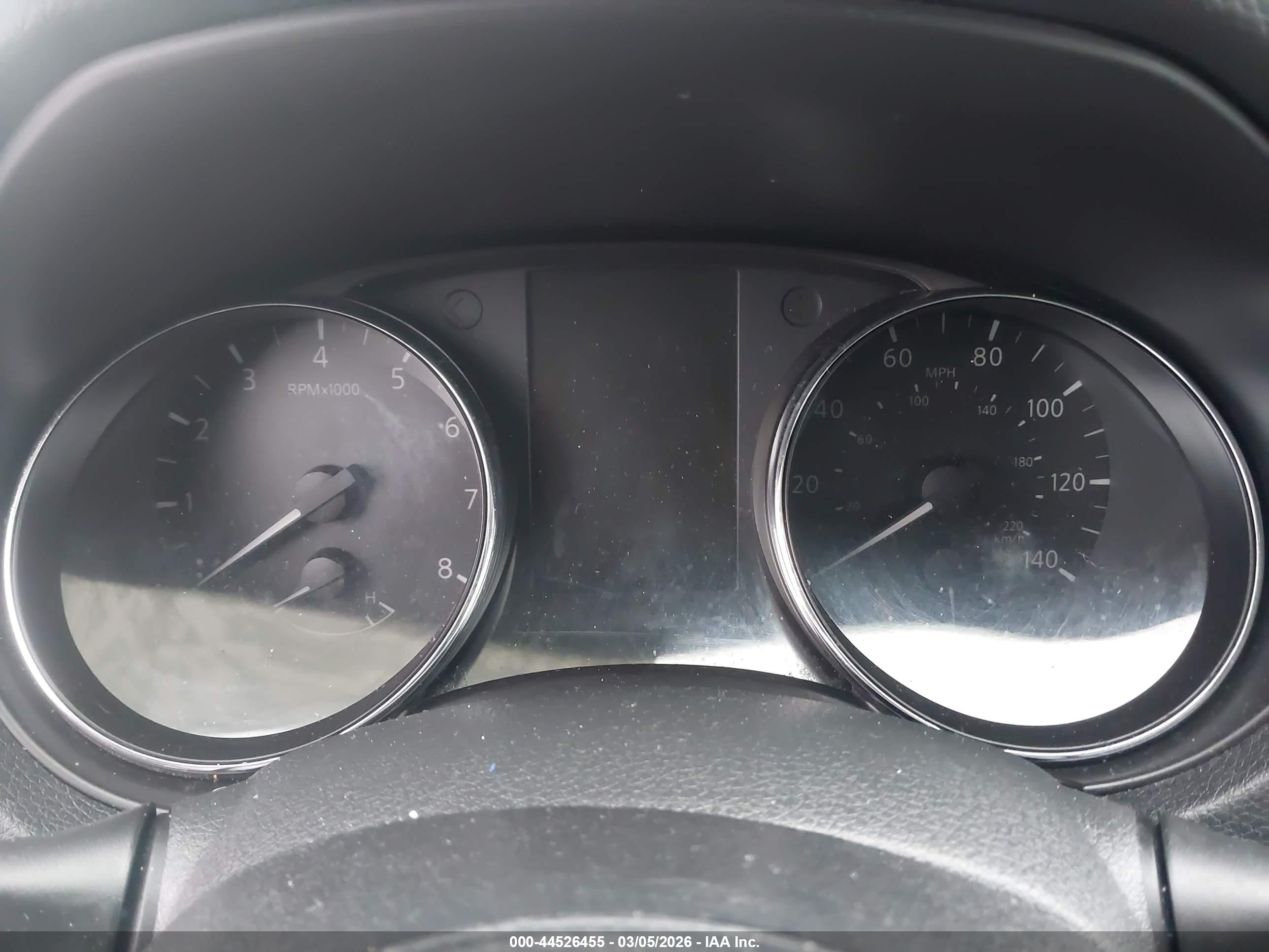 NISSAN ROGUE image 7
