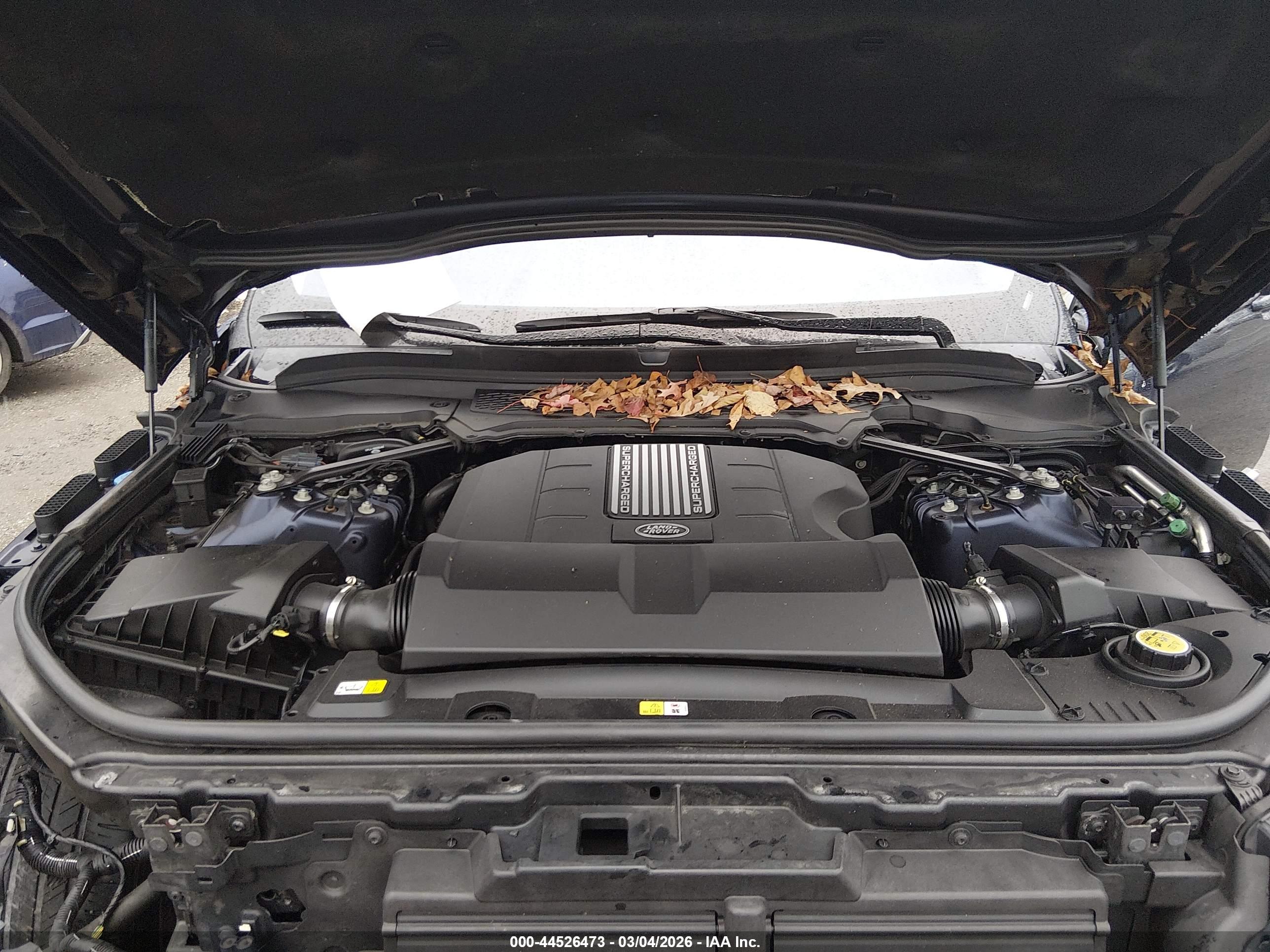 LAND ROVER image 10