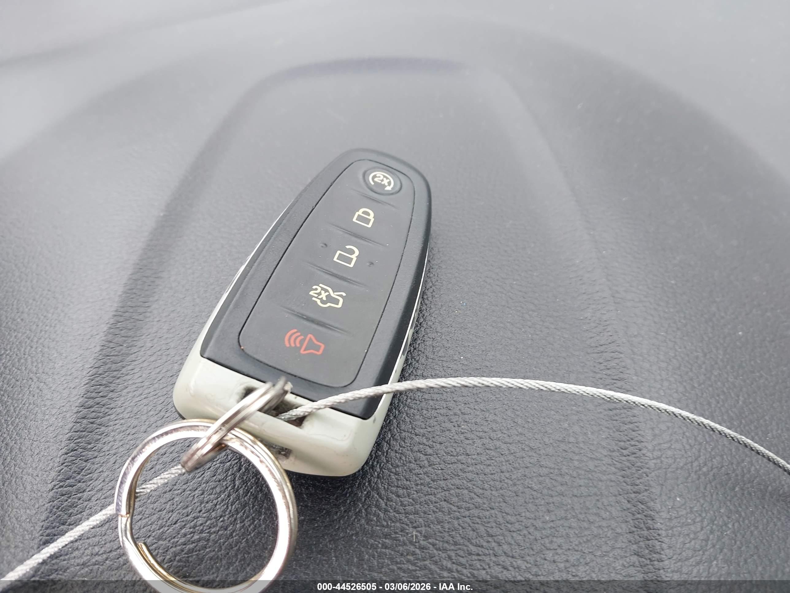 FORD ESCAPE image 11