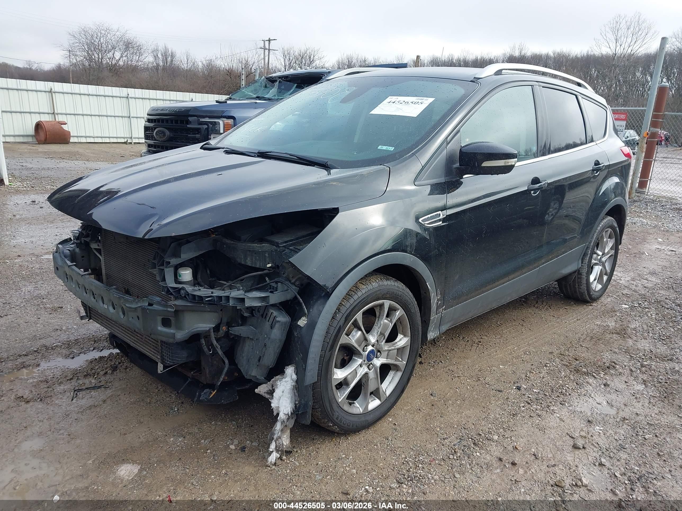 FORD ESCAPE image 2