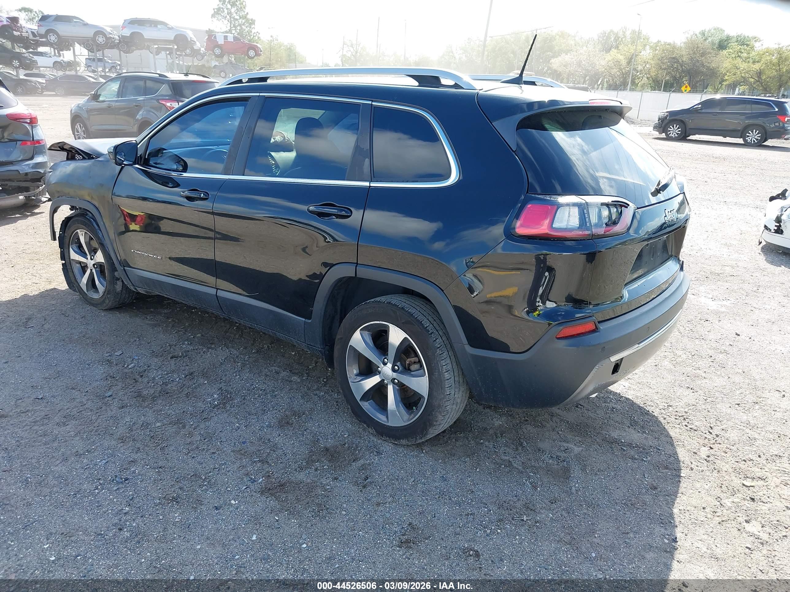 JEEP CHEROKEE image 3