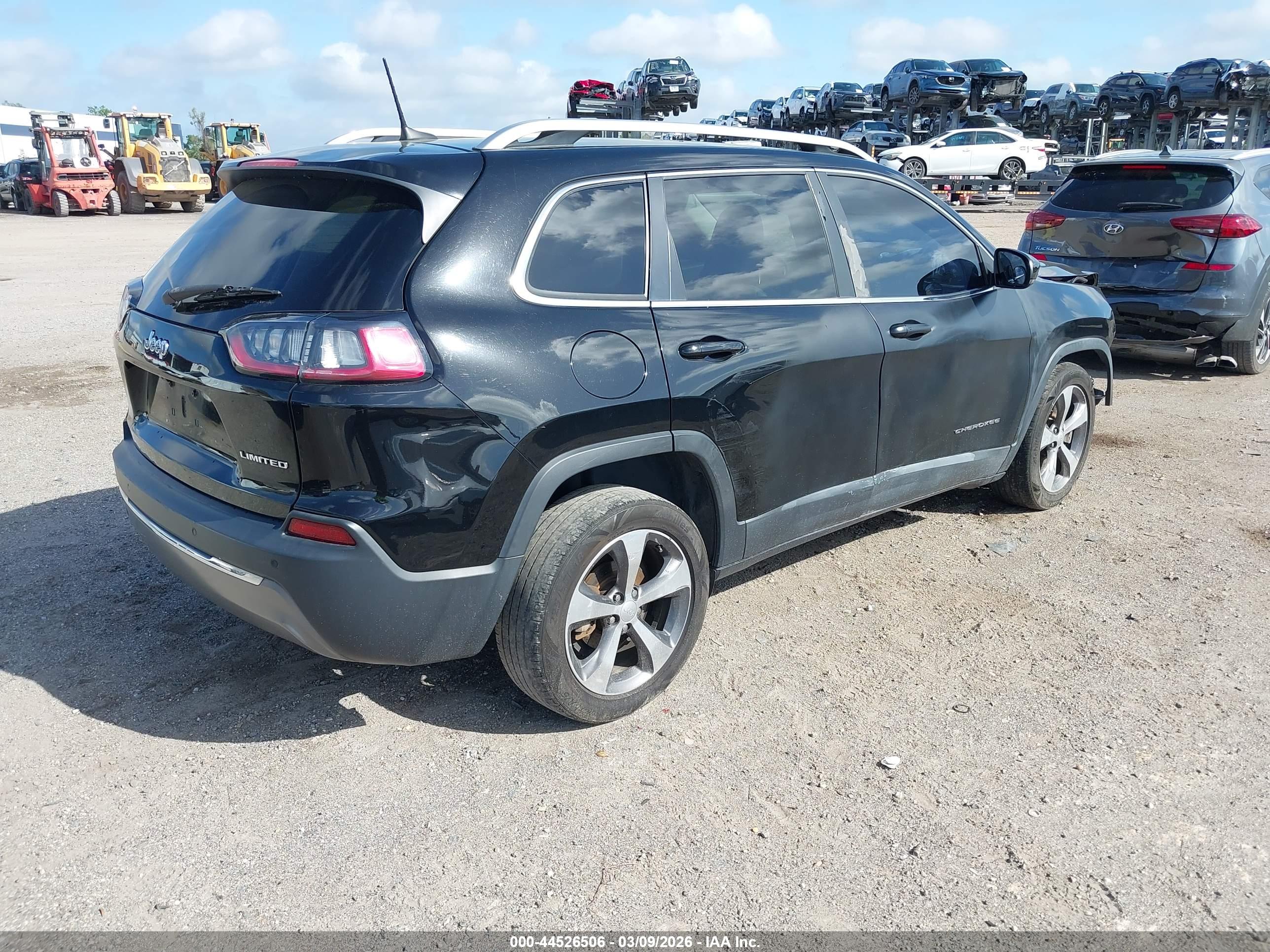 JEEP CHEROKEE image 4