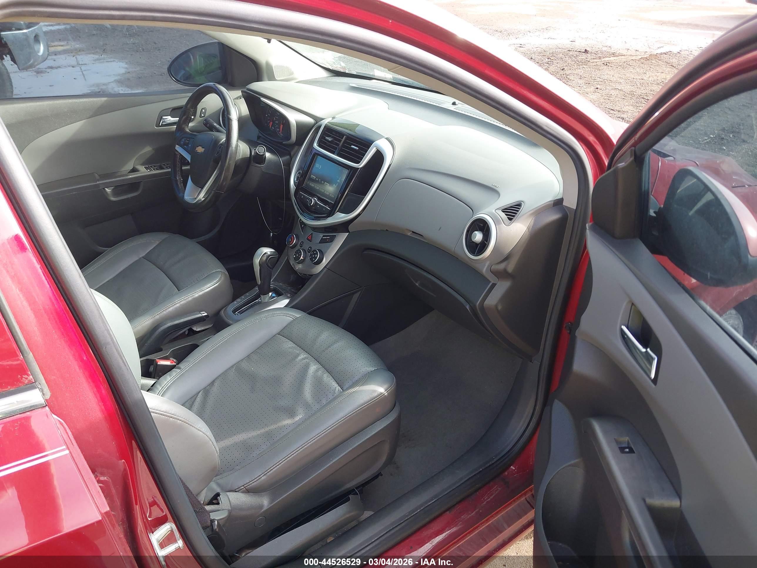CHEVROLET SONIC image 5