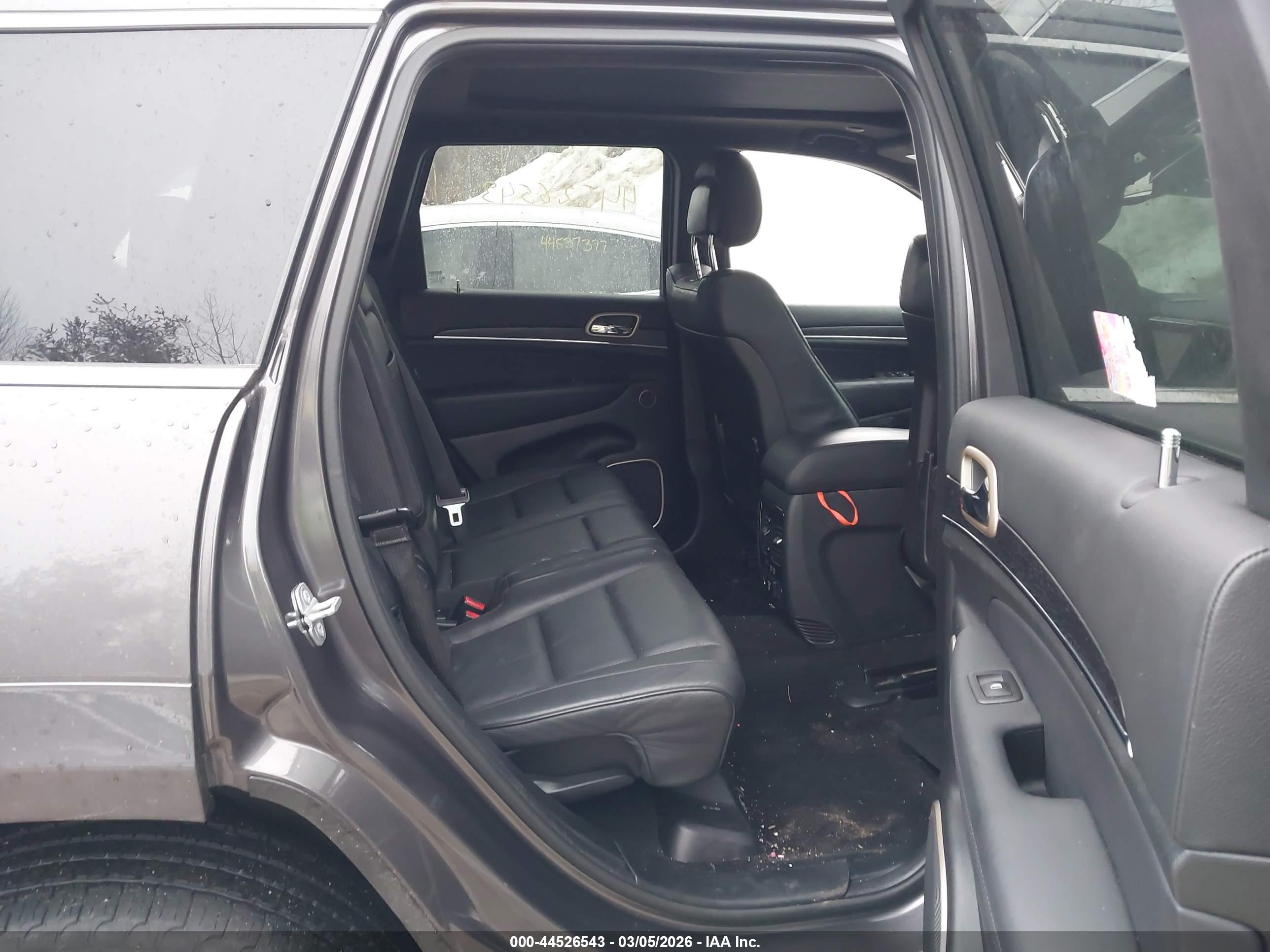 JEEP GRAND image 8