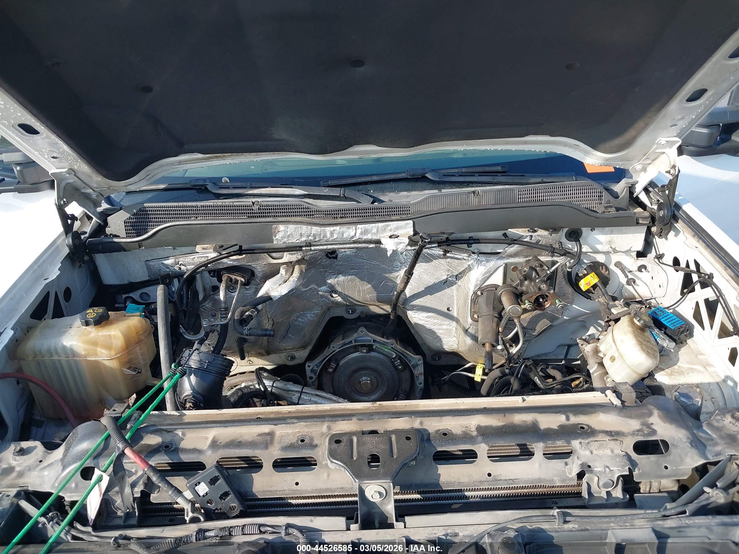 CHEVROLET SILVERADO image 10