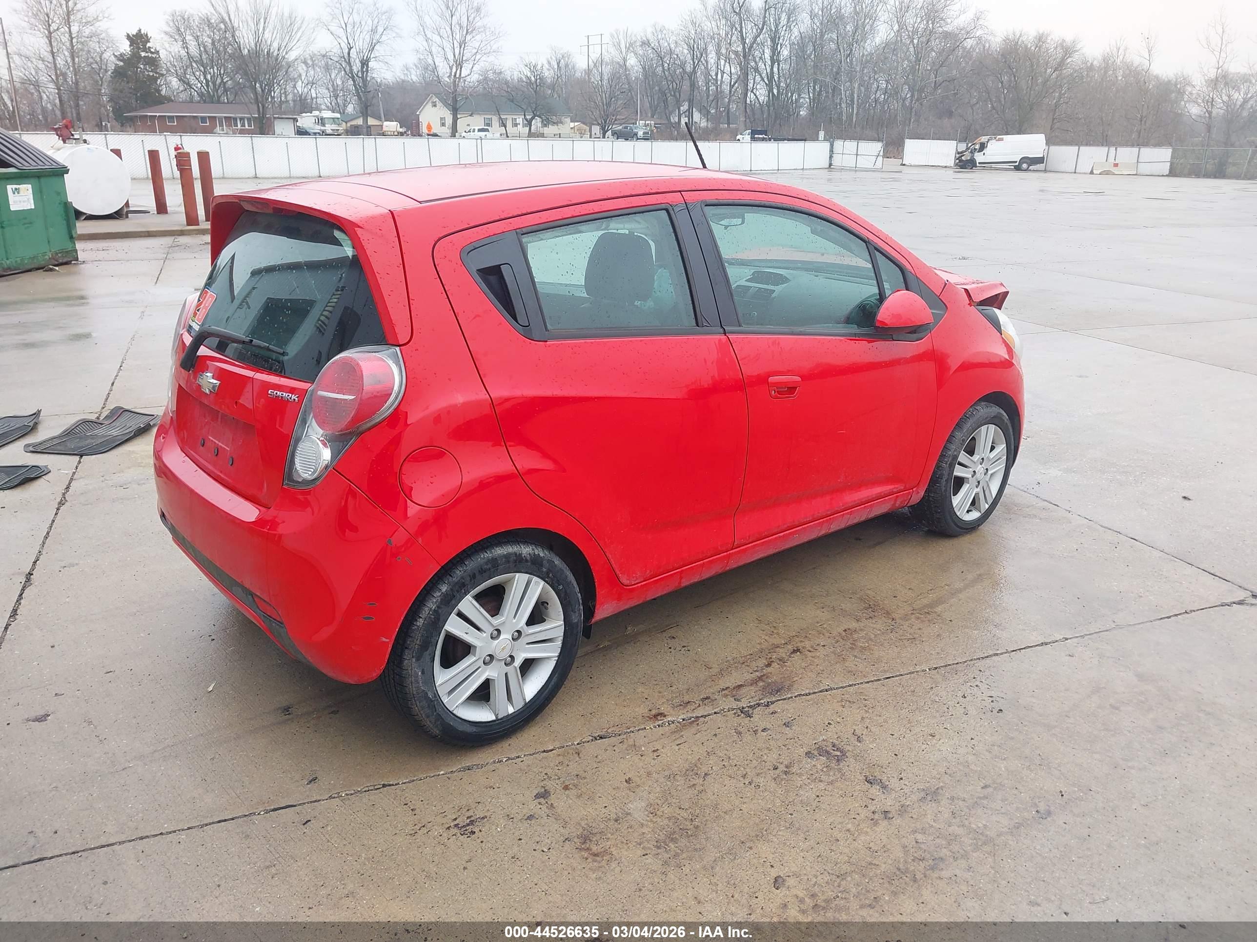 CHEVROLET SPARK image 4