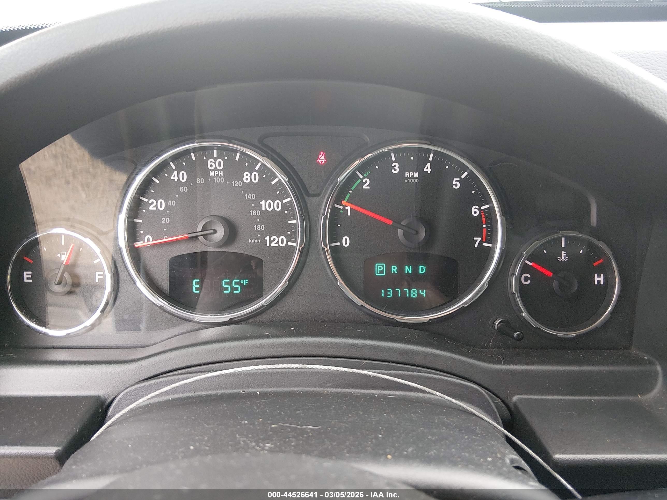 JEEP LIBERTY image 7