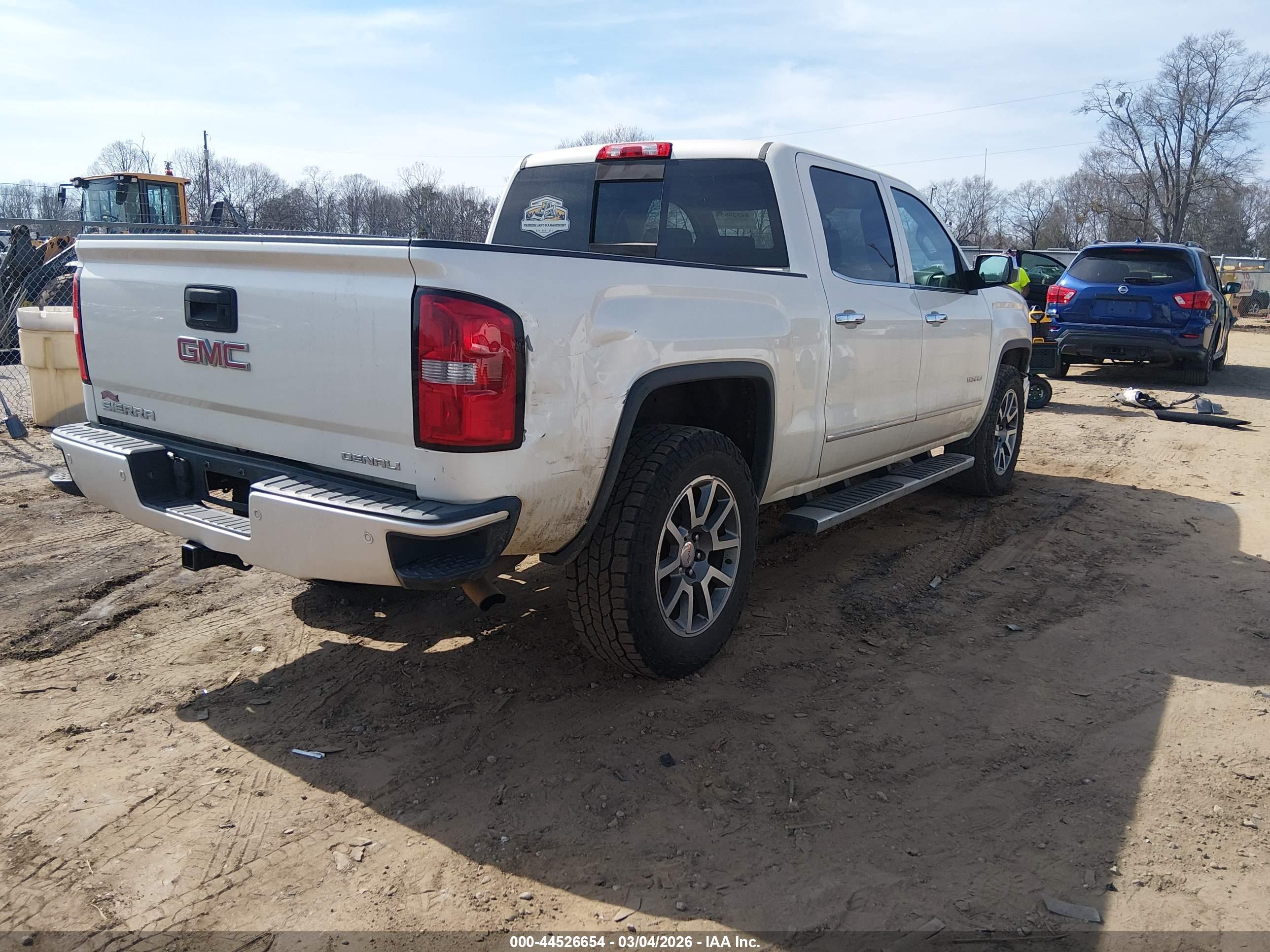 GMC SIERRA image 4