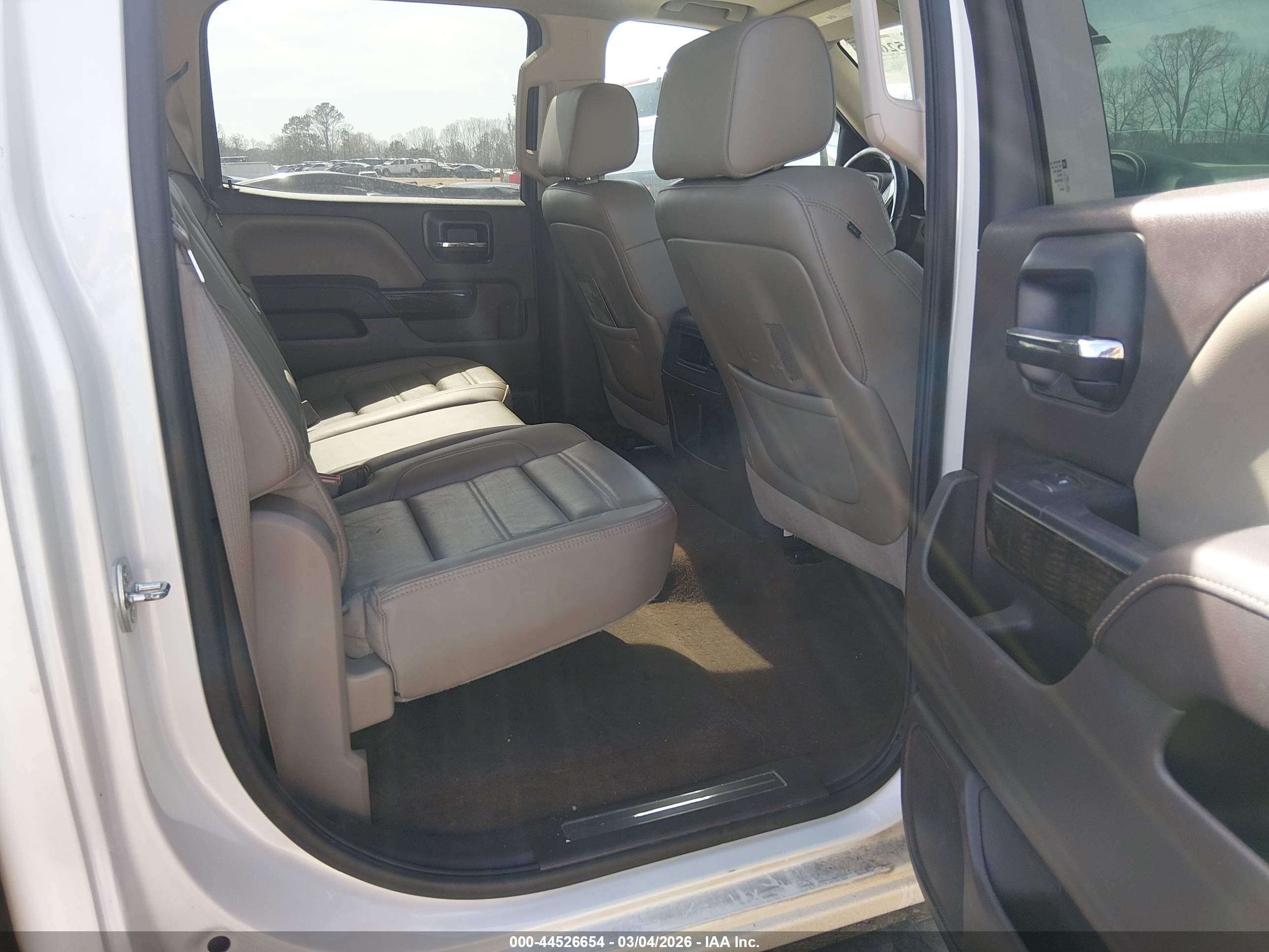 GMC SIERRA image 8