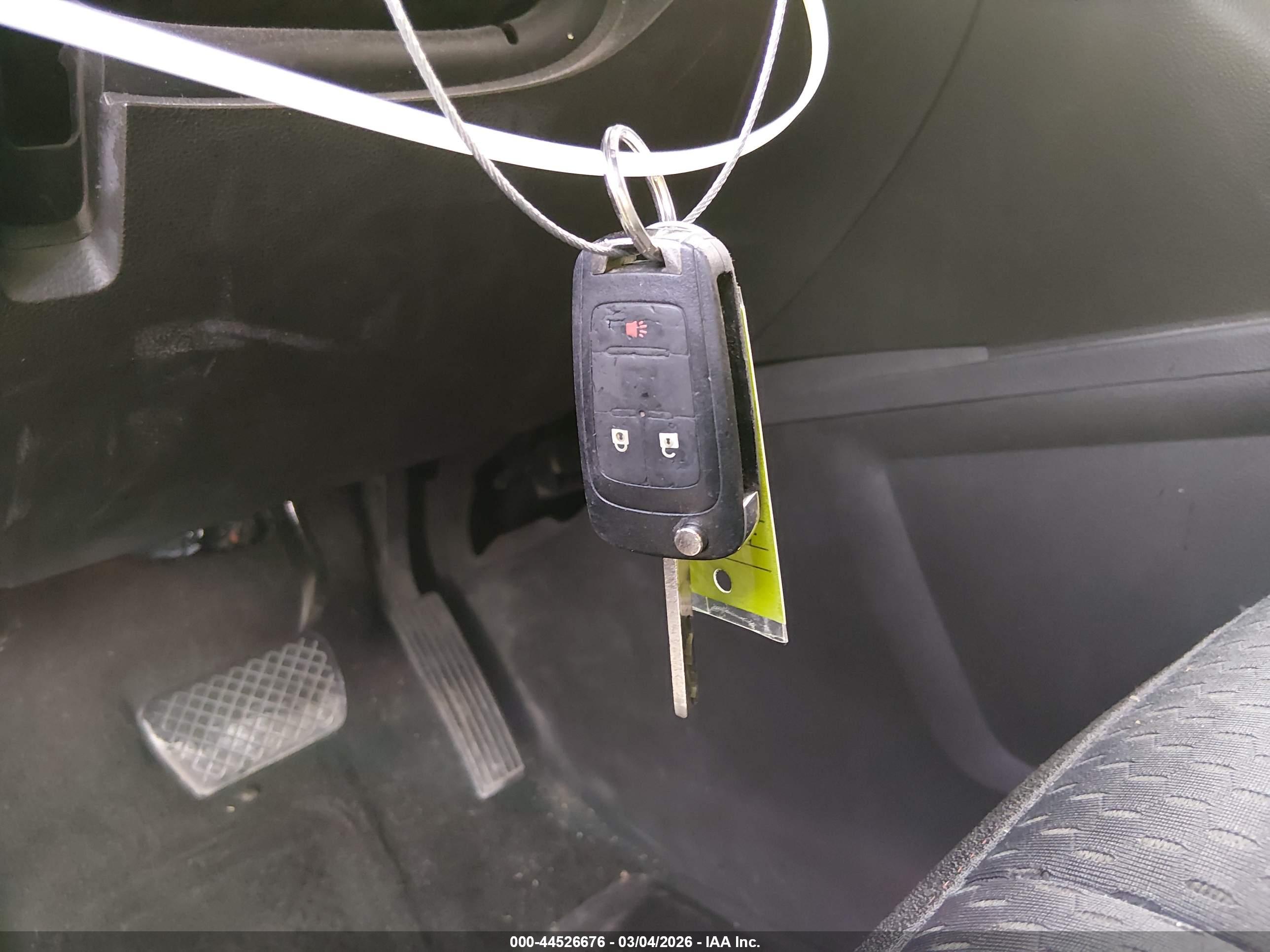 CHEVROLET EQUINOX image 11
