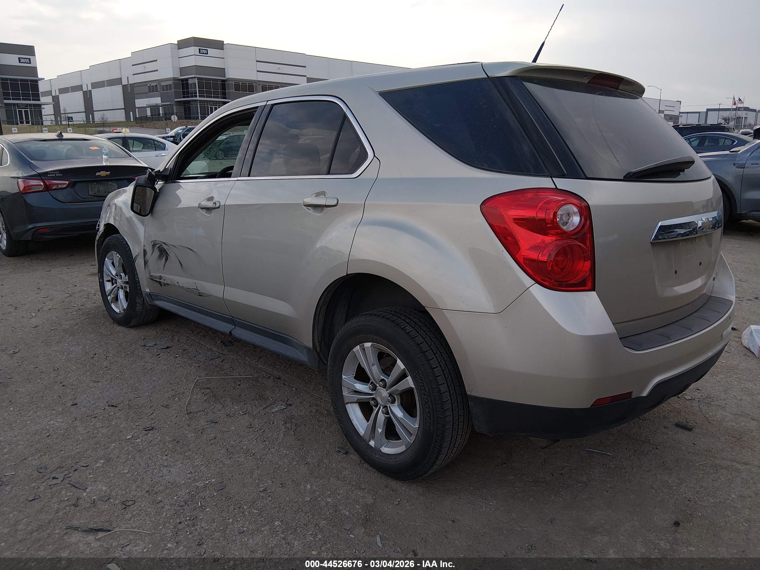 CHEVROLET EQUINOX image 3
