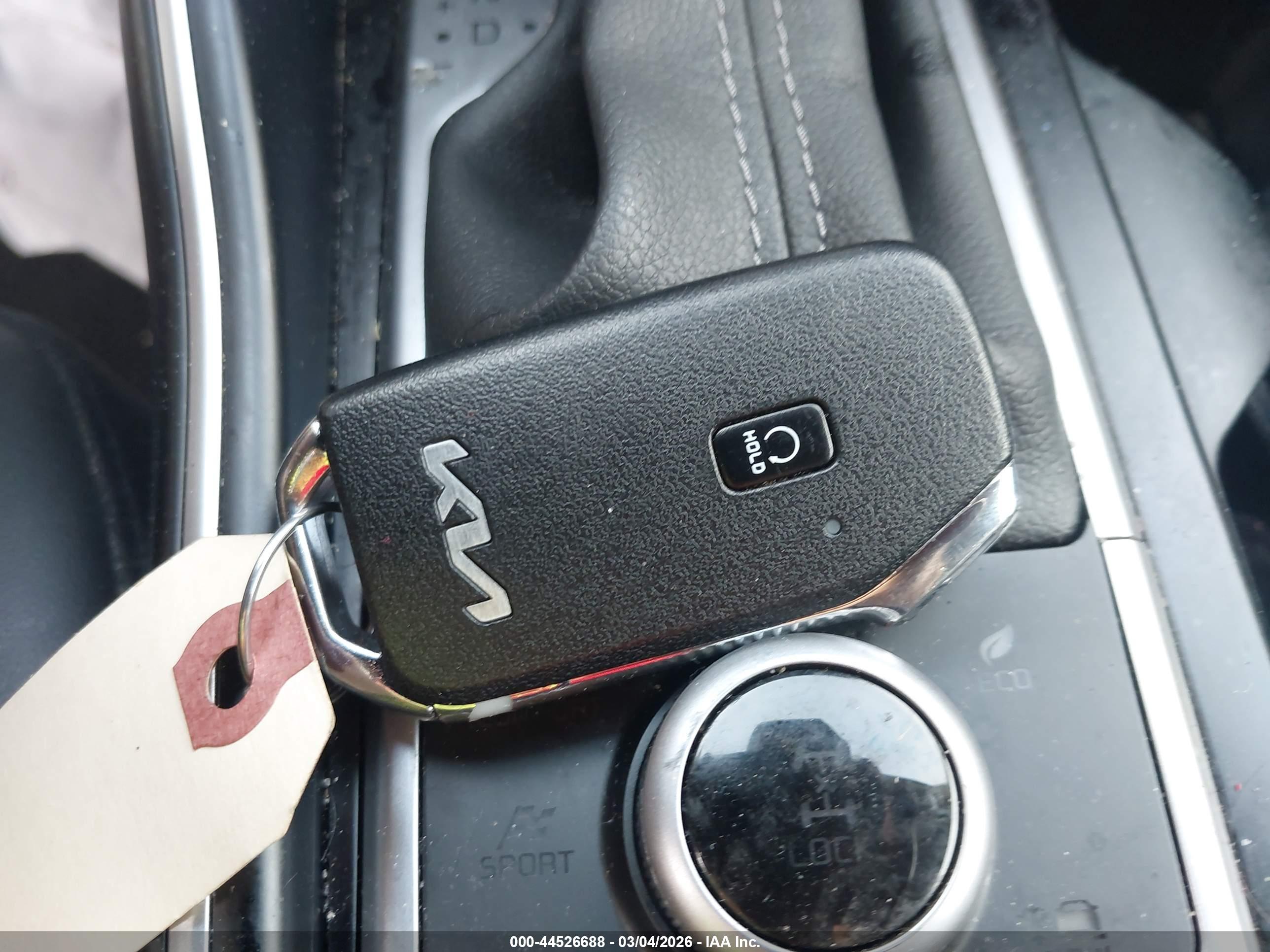KIA SORENTO image 11