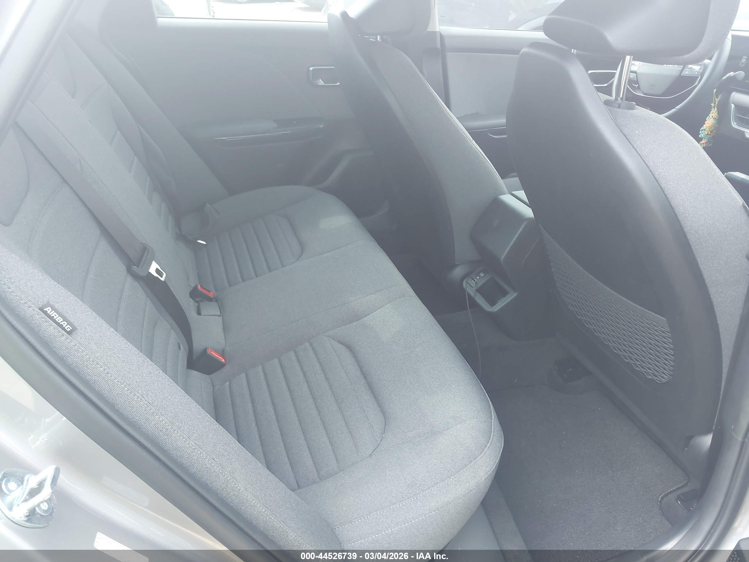 KIA K4 image 8