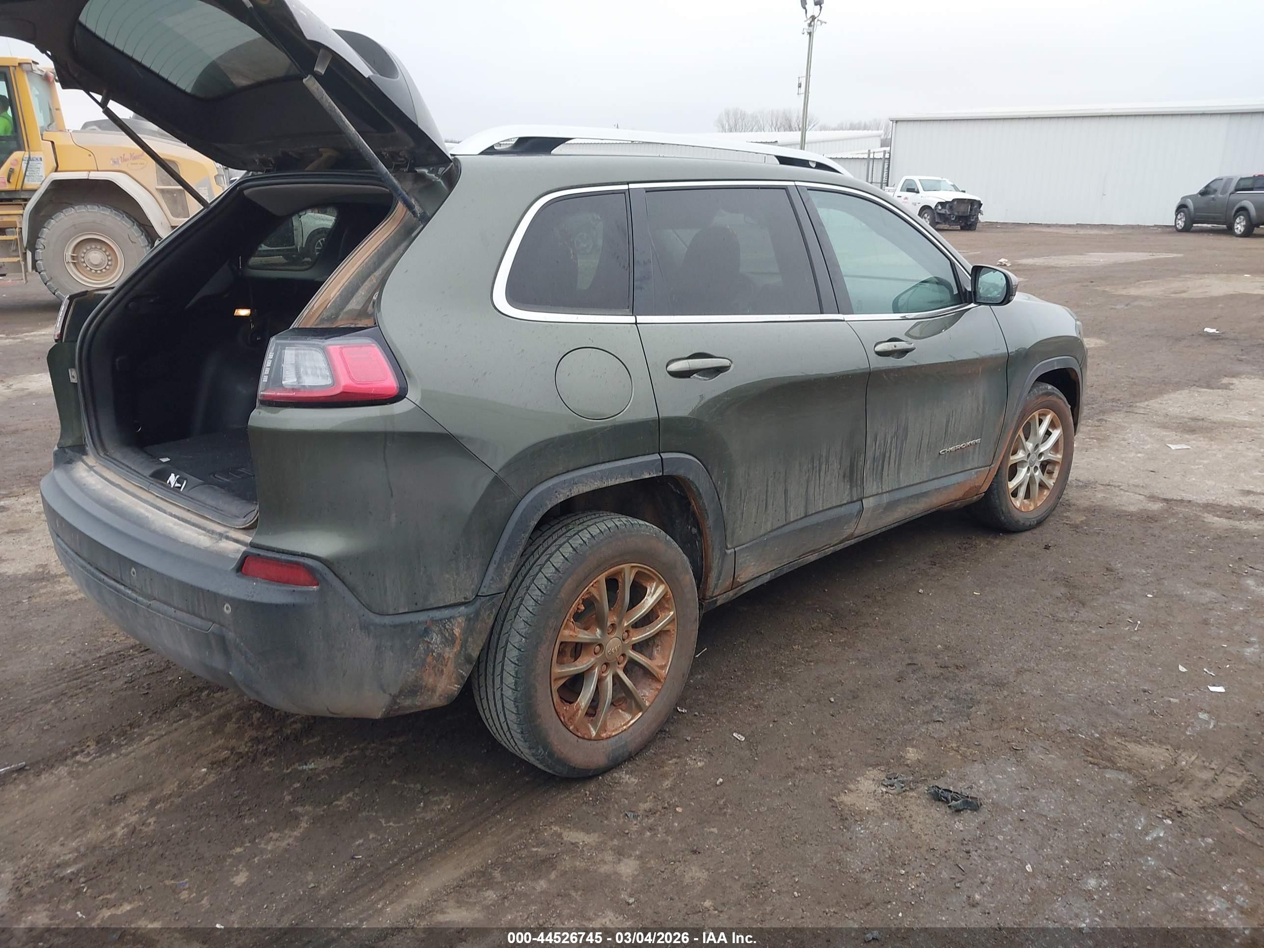 JEEP CHEROKEE image 4