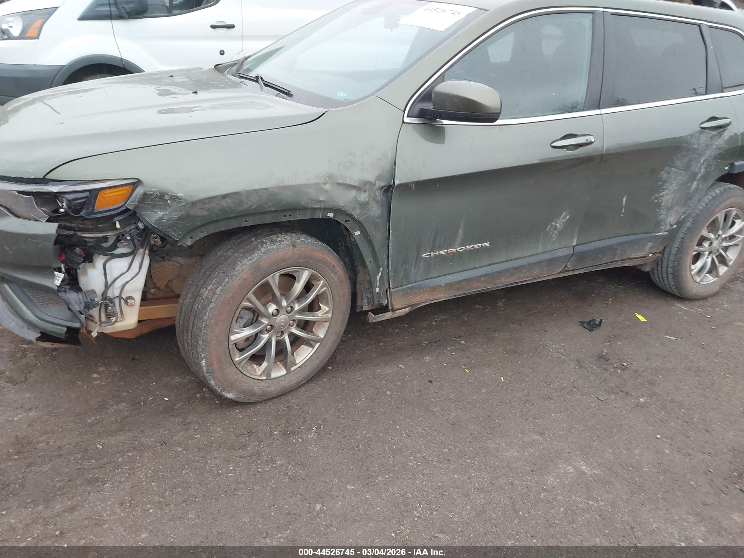 JEEP CHEROKEE image 6