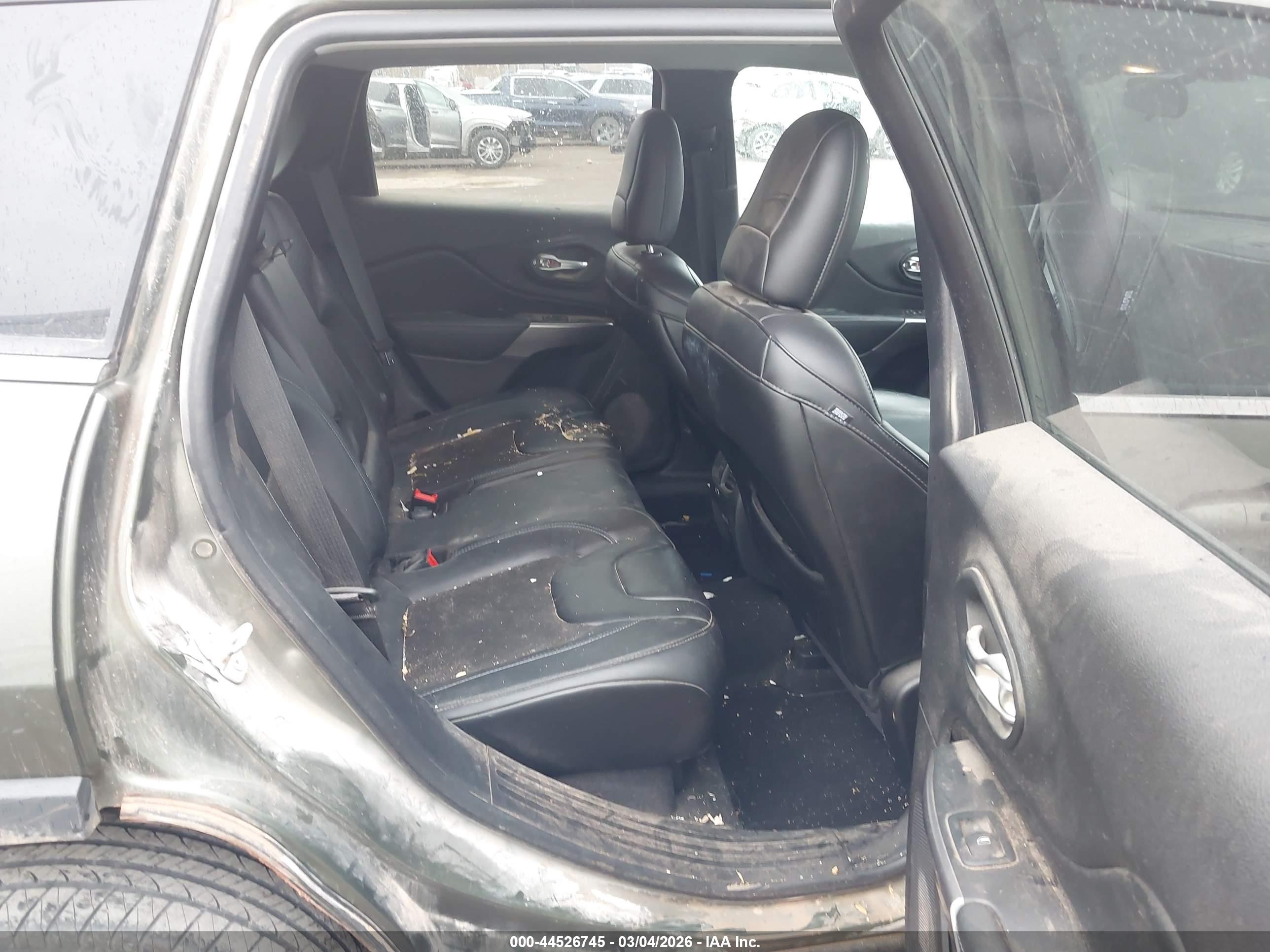 JEEP CHEROKEE image 8