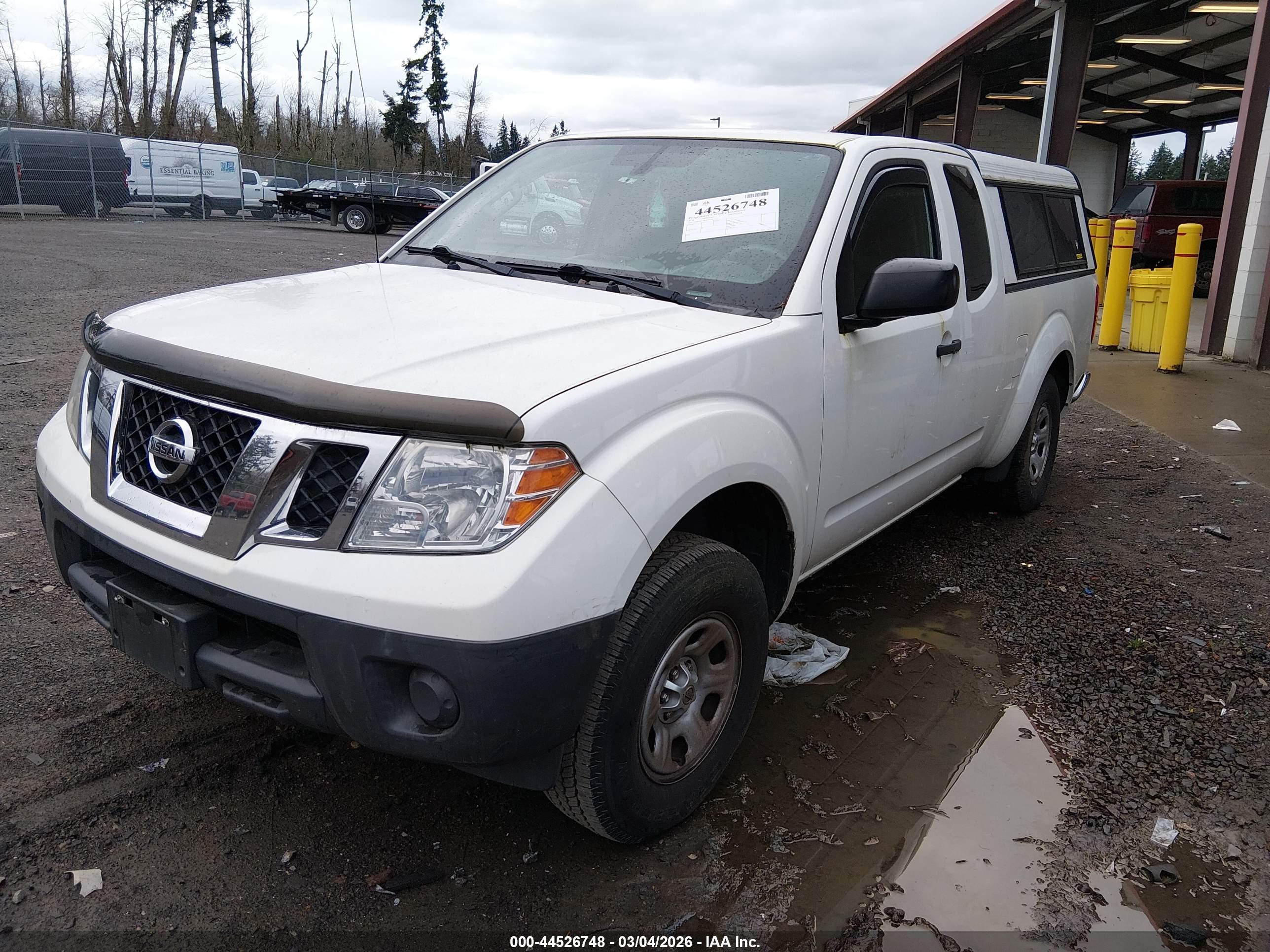NISSAN FRONTIER image 2