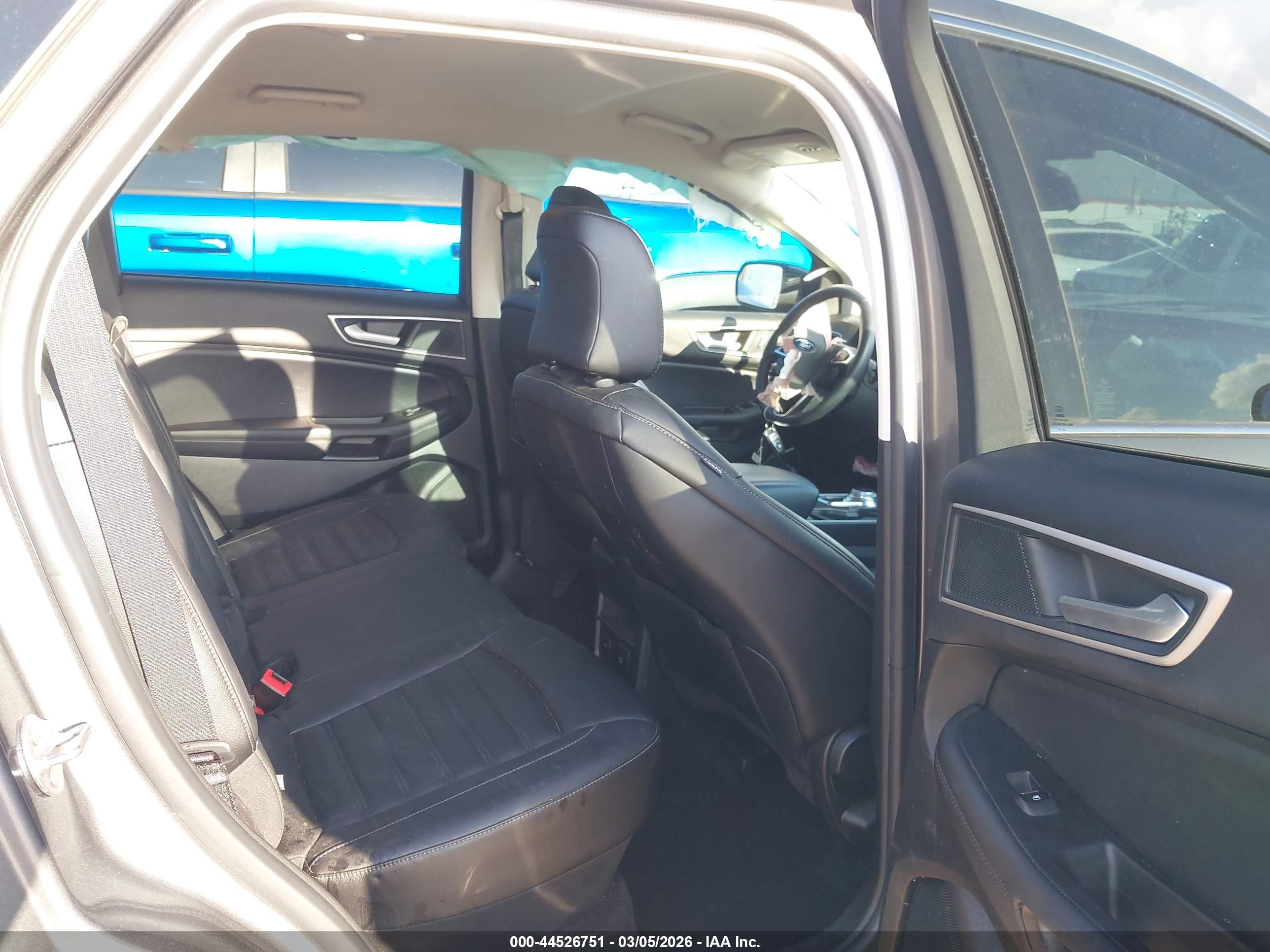 FORD EDGE image 8