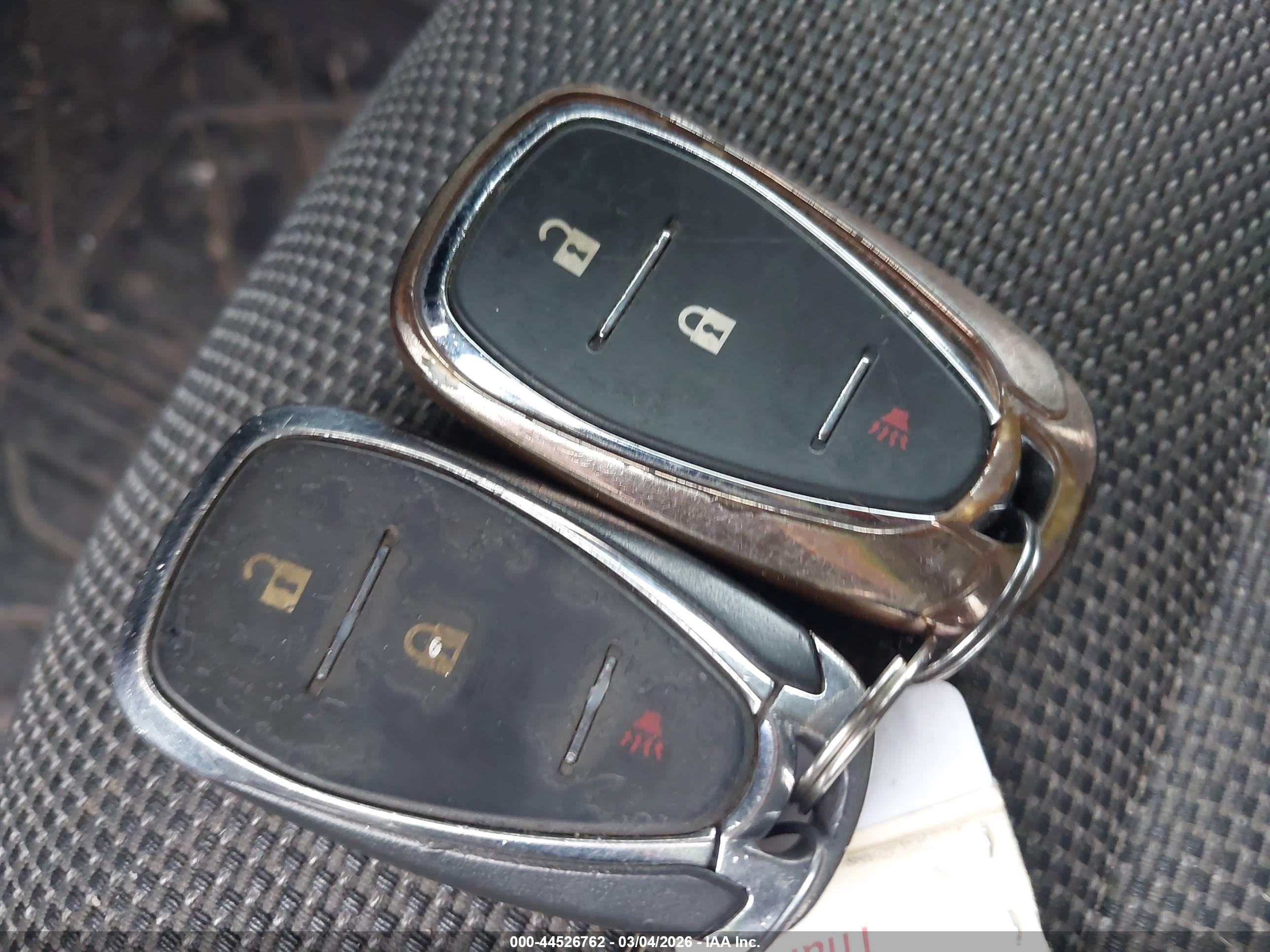 CHEVROLET TRAVERSE image 11