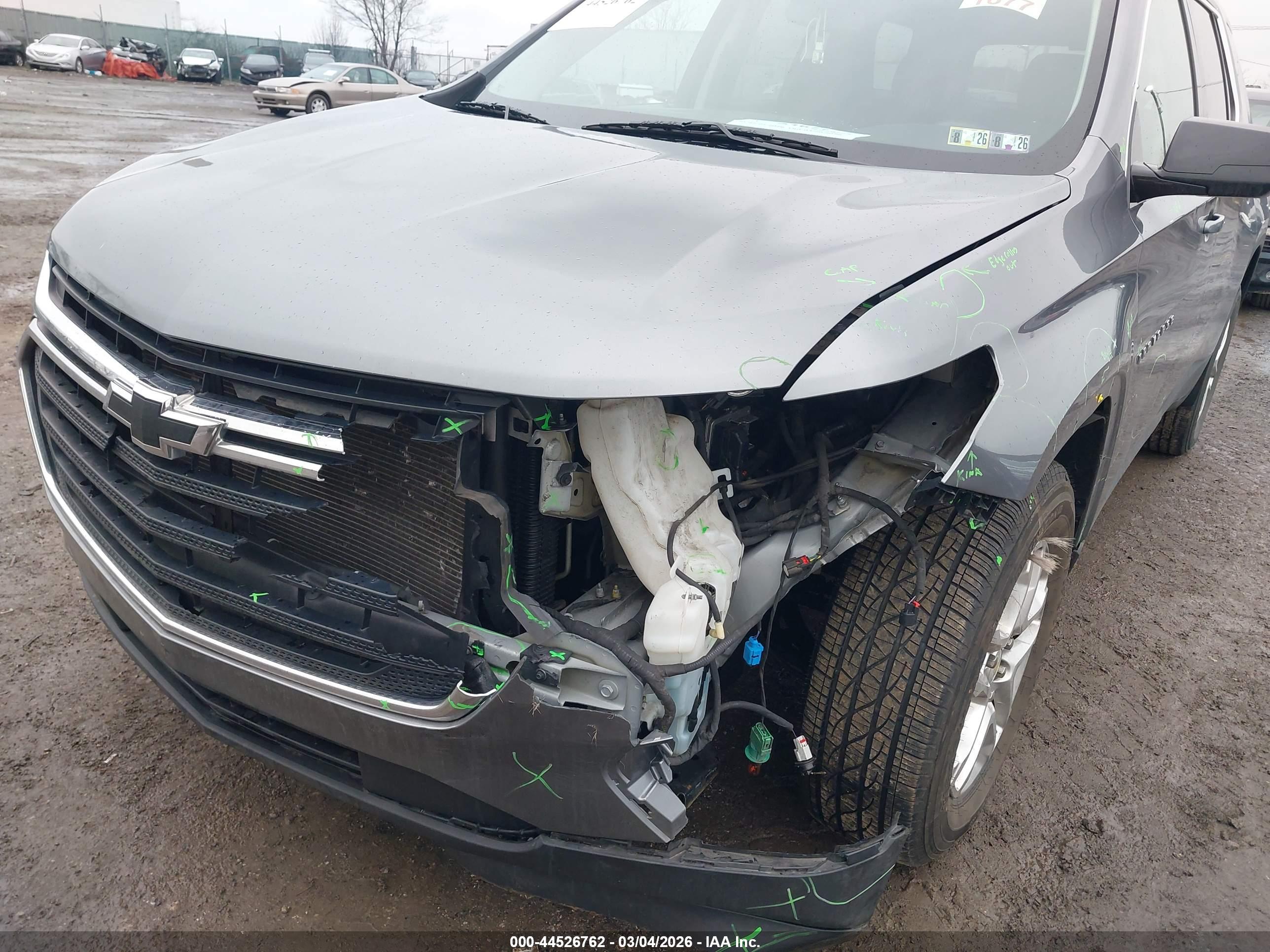 CHEVROLET TRAVERSE image 6