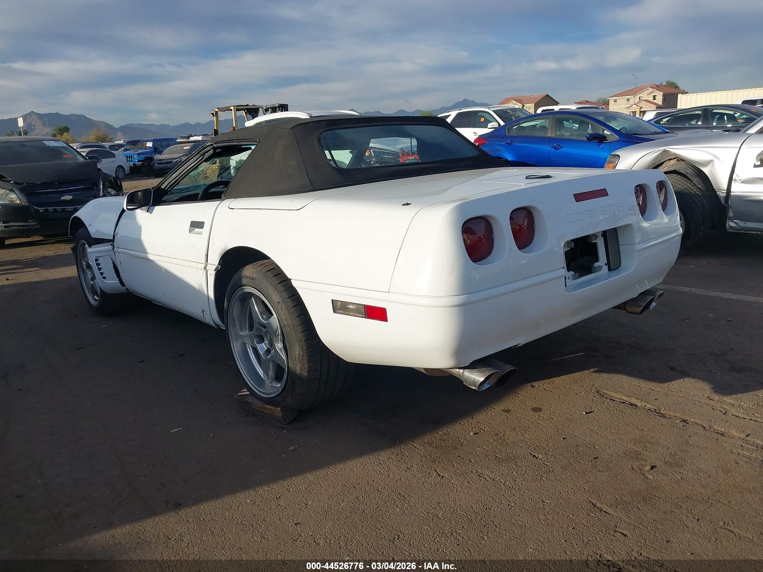 CHEVROLET CORVETTE image 3
