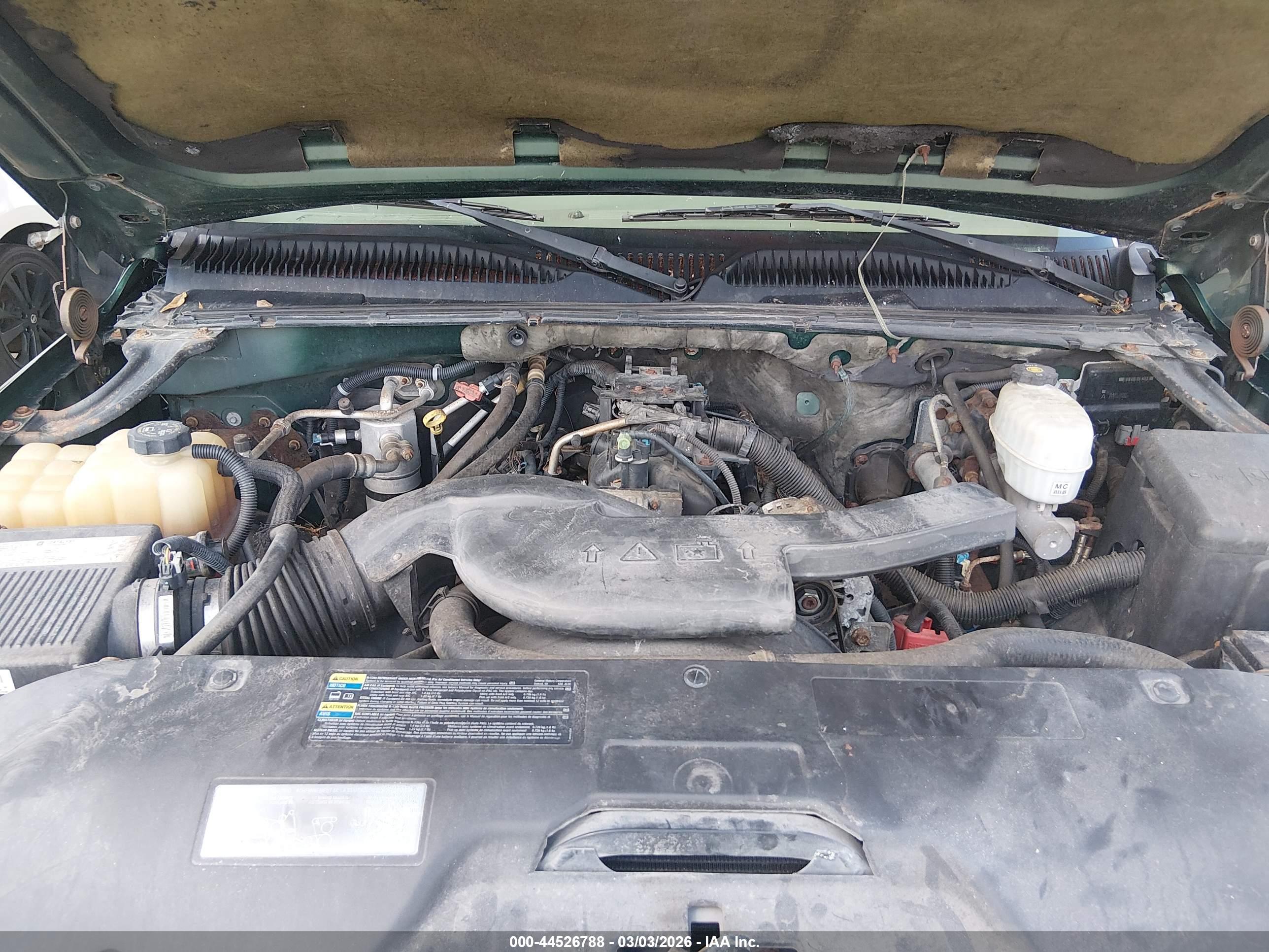 CHEVROLET SUBURBAN image 10