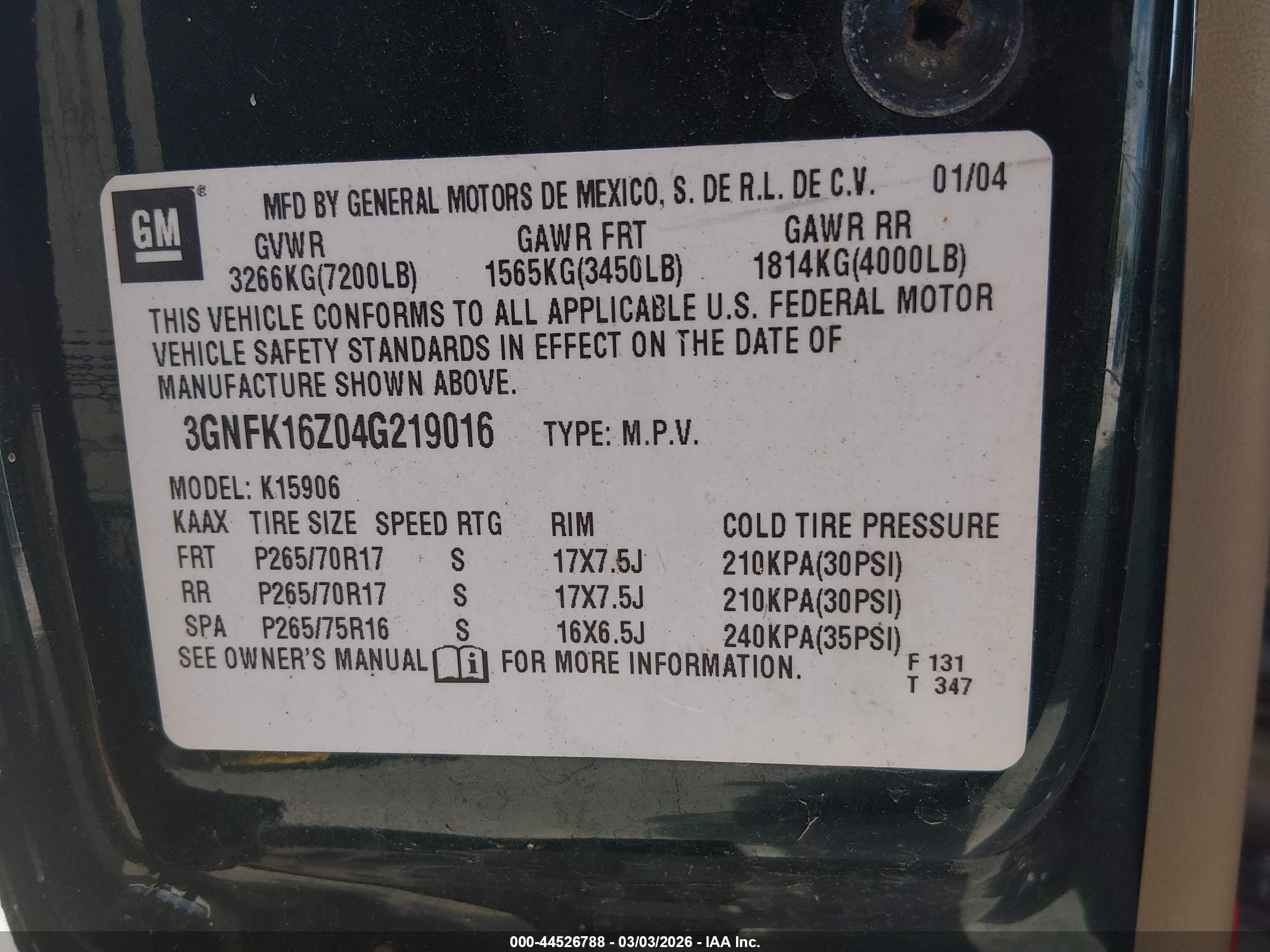 CHEVROLET SUBURBAN image 9