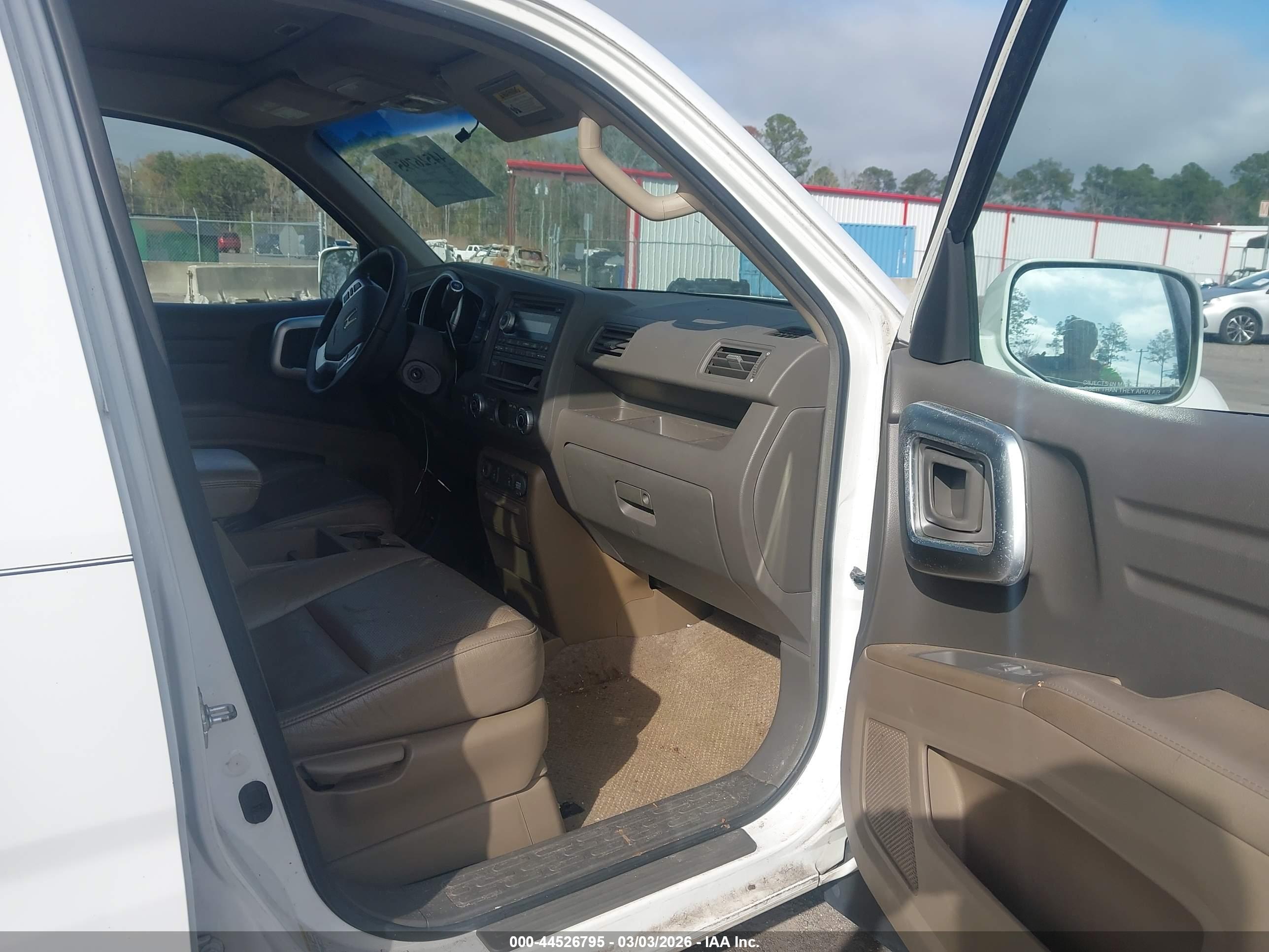 HONDA RIDGELINE image 5