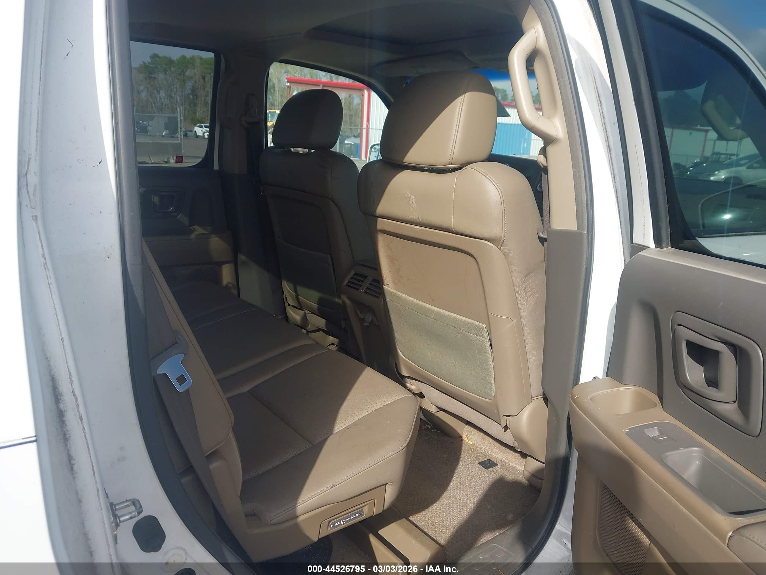 HONDA RIDGELINE image 8