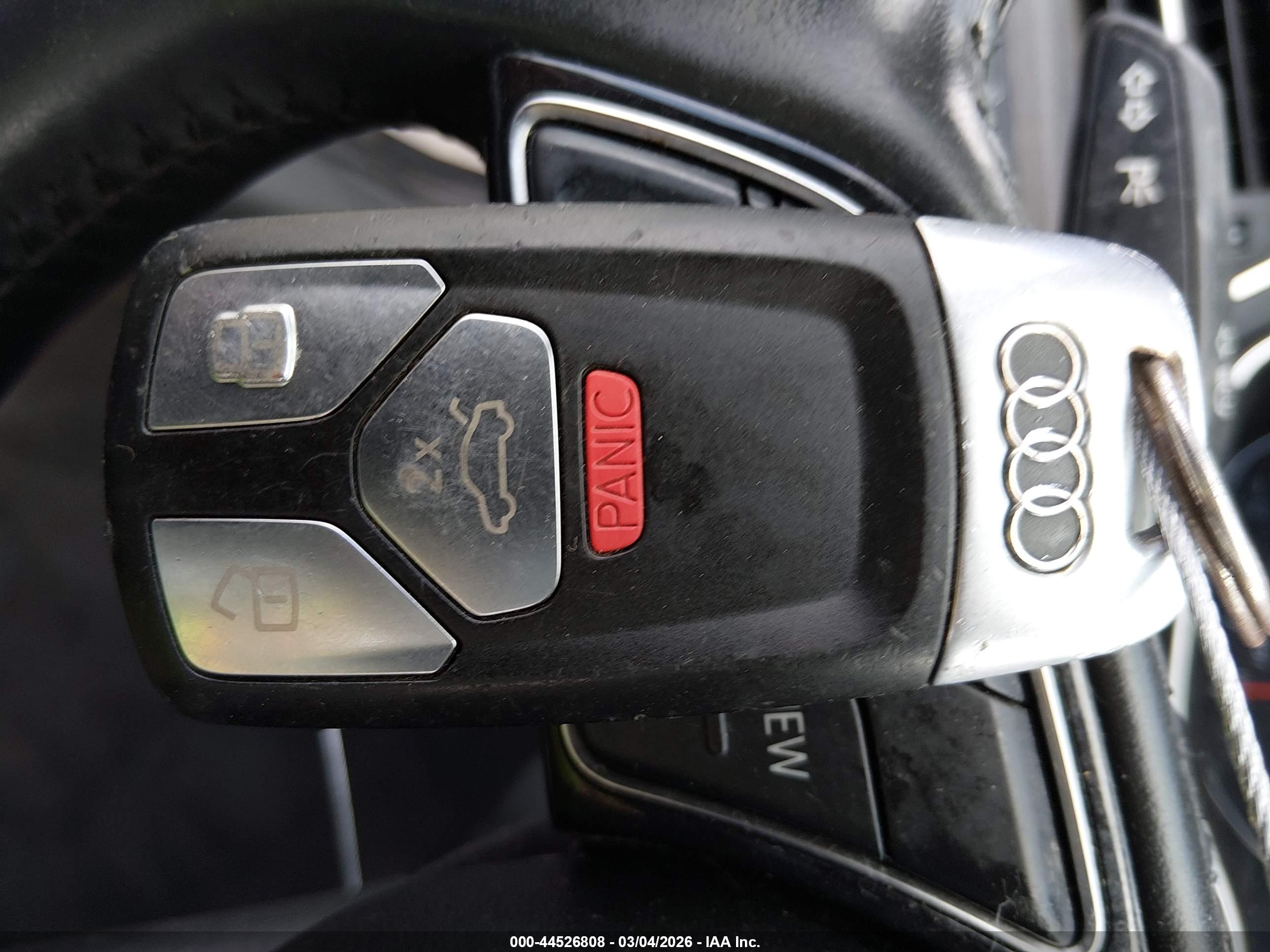 AUDI A4 image 11