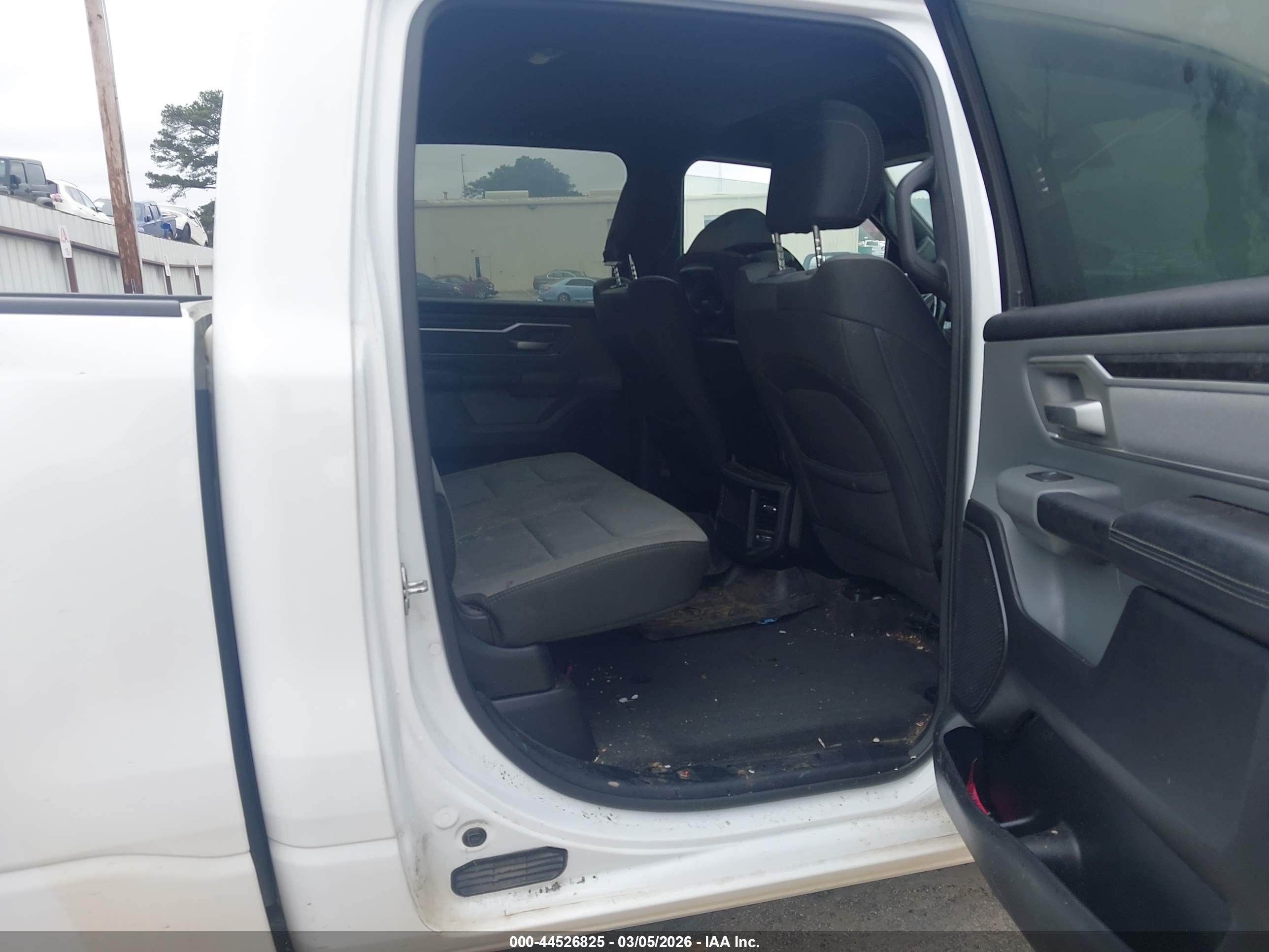 RAM 1500 image 8