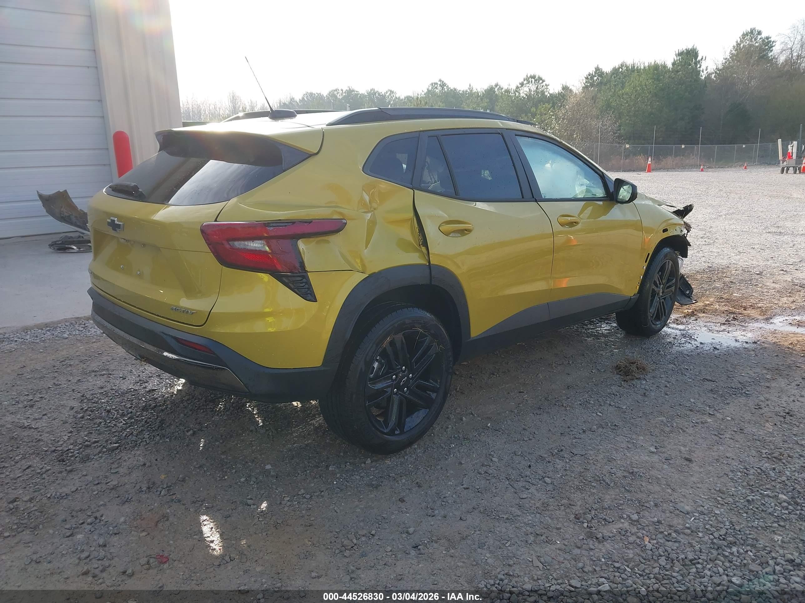 CHEVROLET TRAX image 4