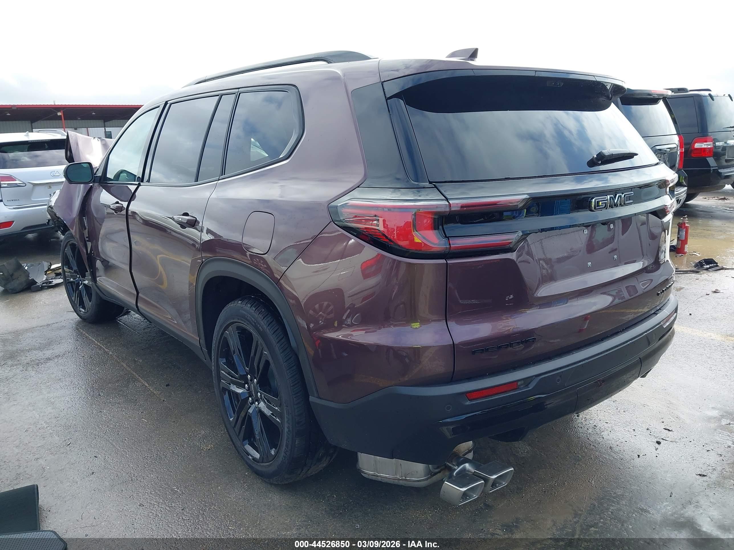 GMC ACADIA image 3