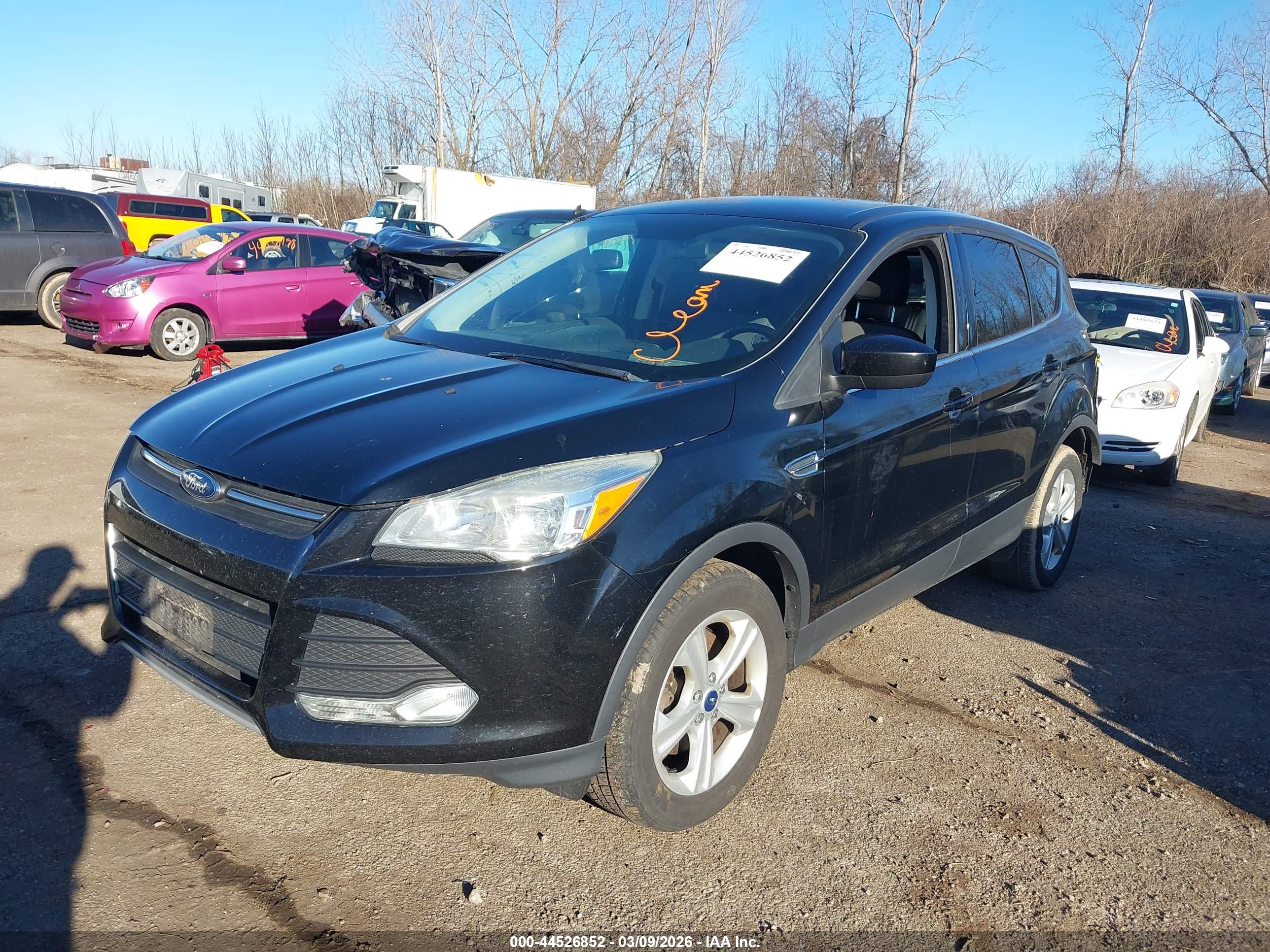 FORD ESCAPE image 2