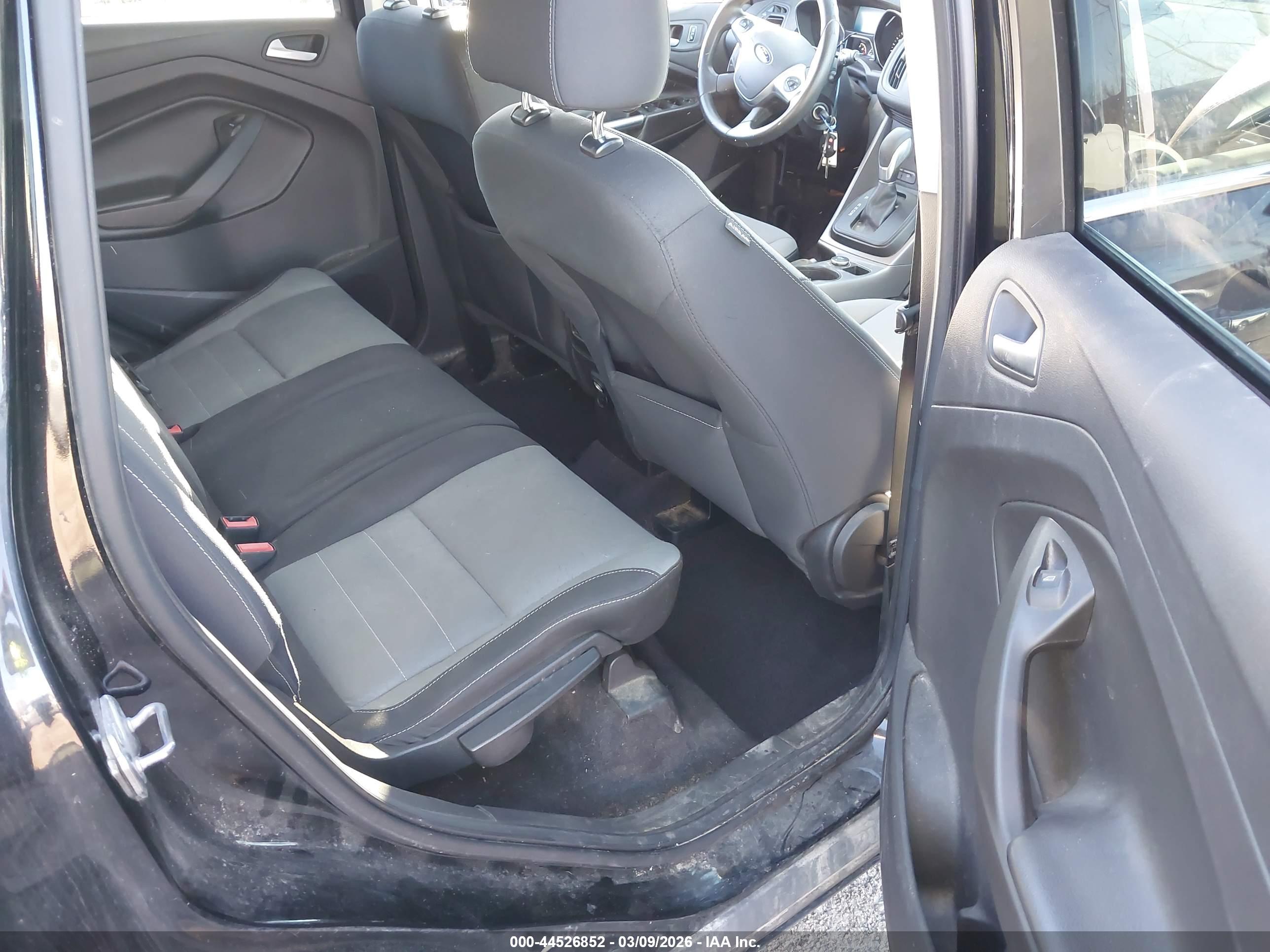 FORD ESCAPE image 8