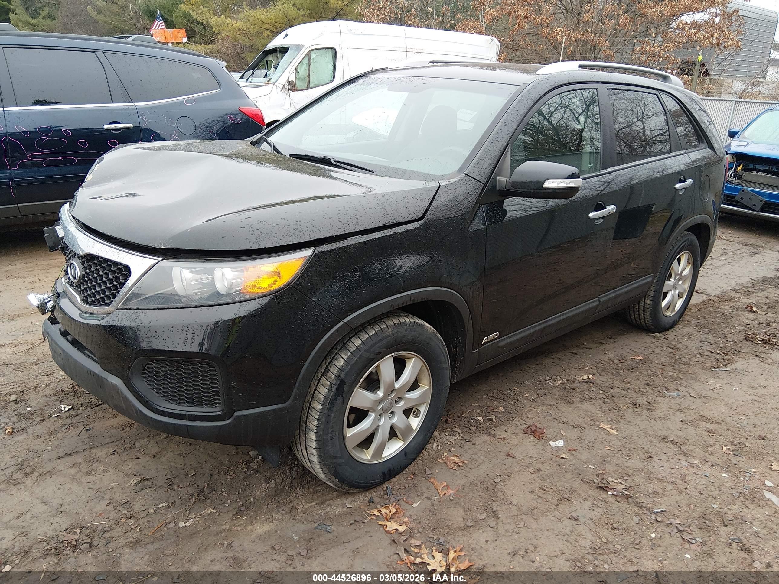 KIA SORENTO image 2