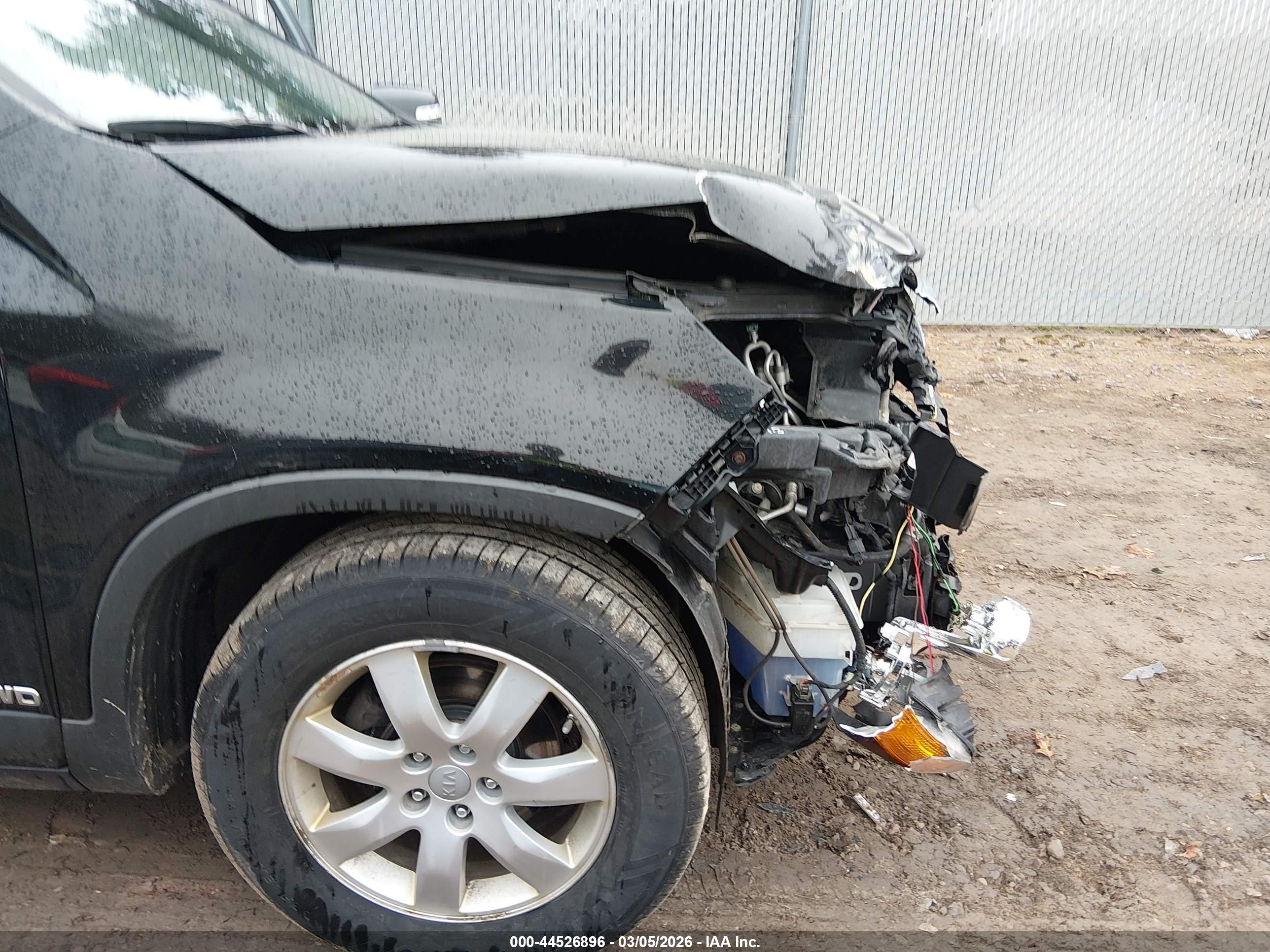KIA SORENTO image 6