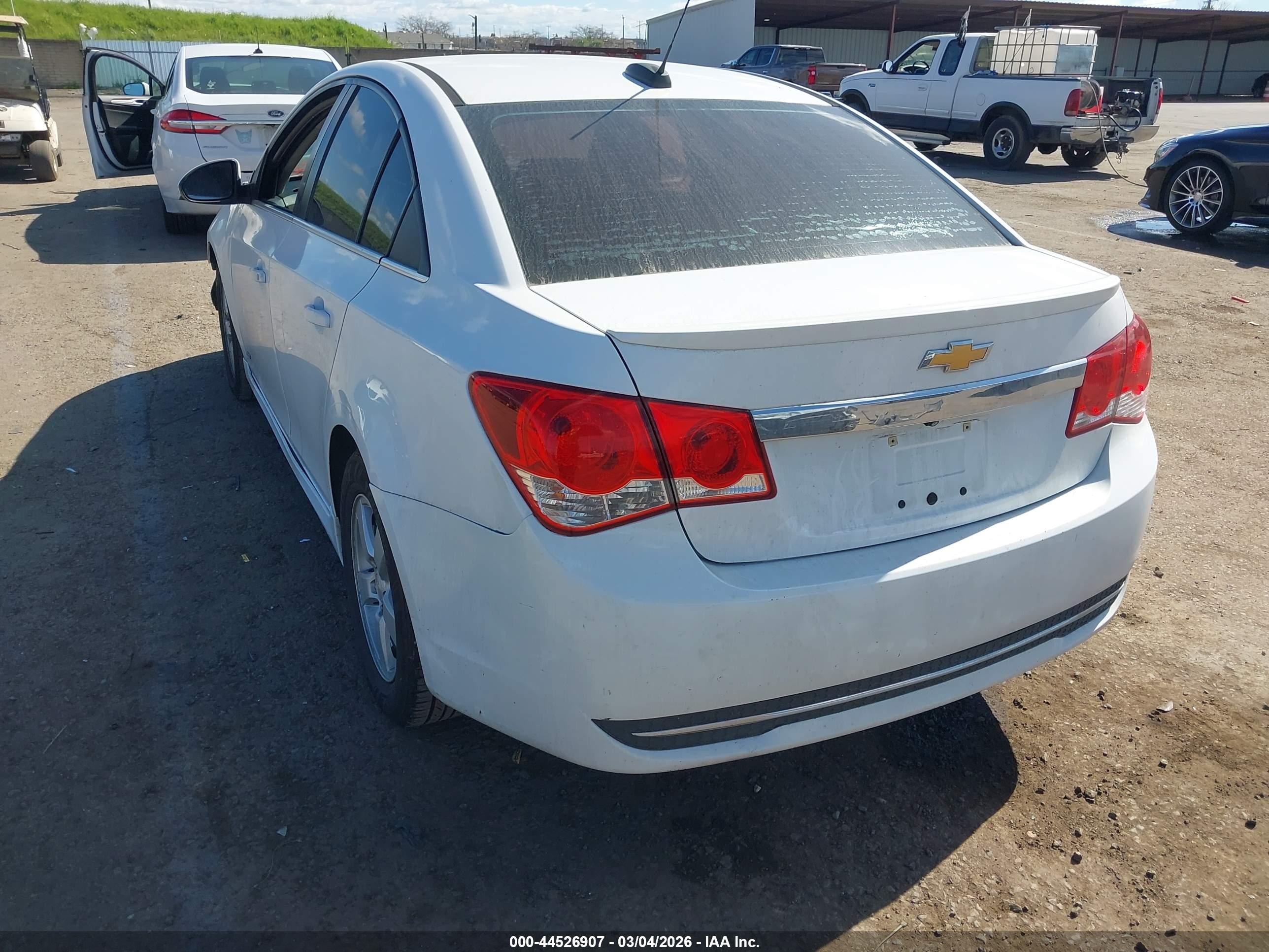 CHEVROLET CRUZE image 3