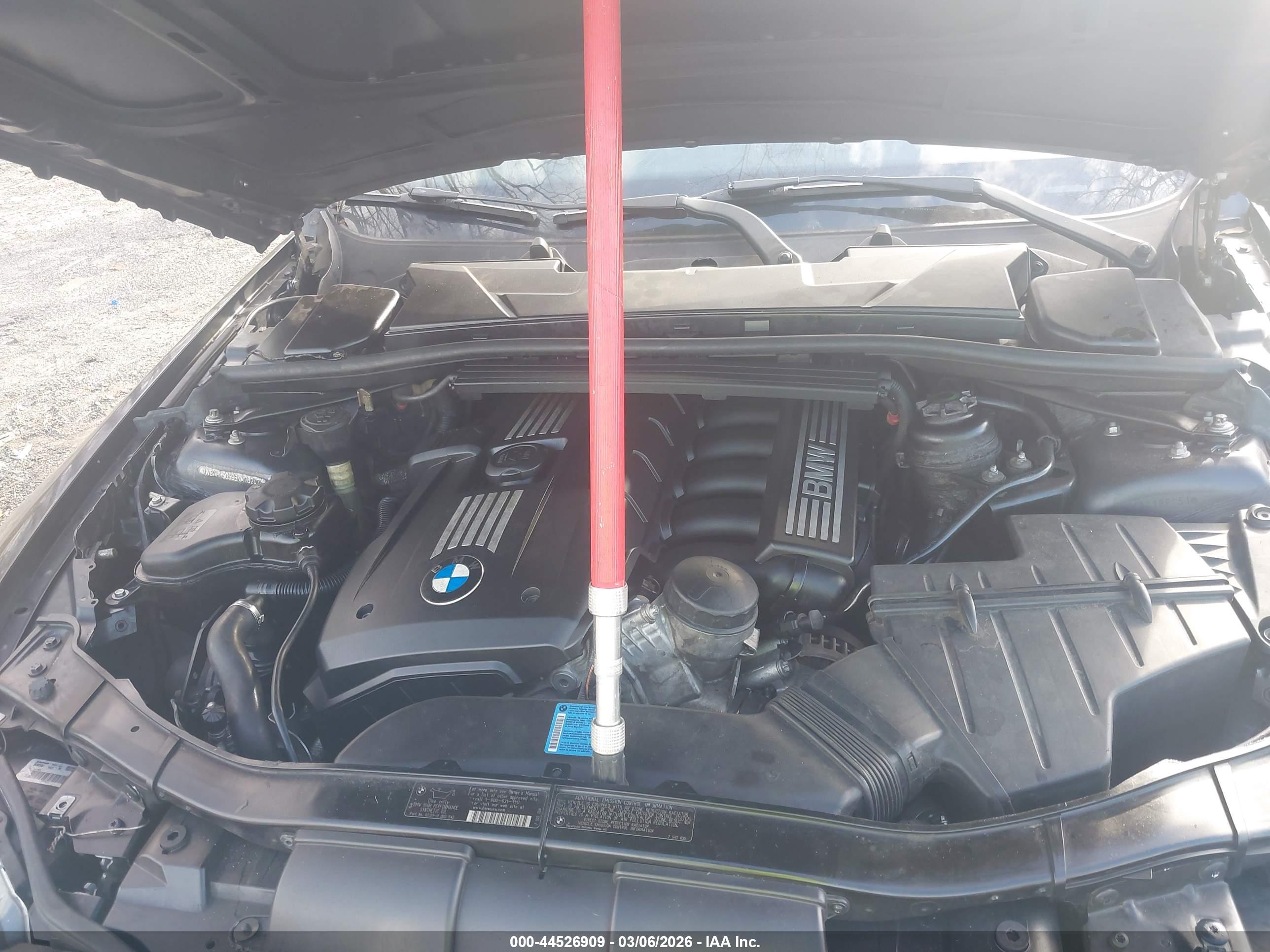 BMW 328I image 10