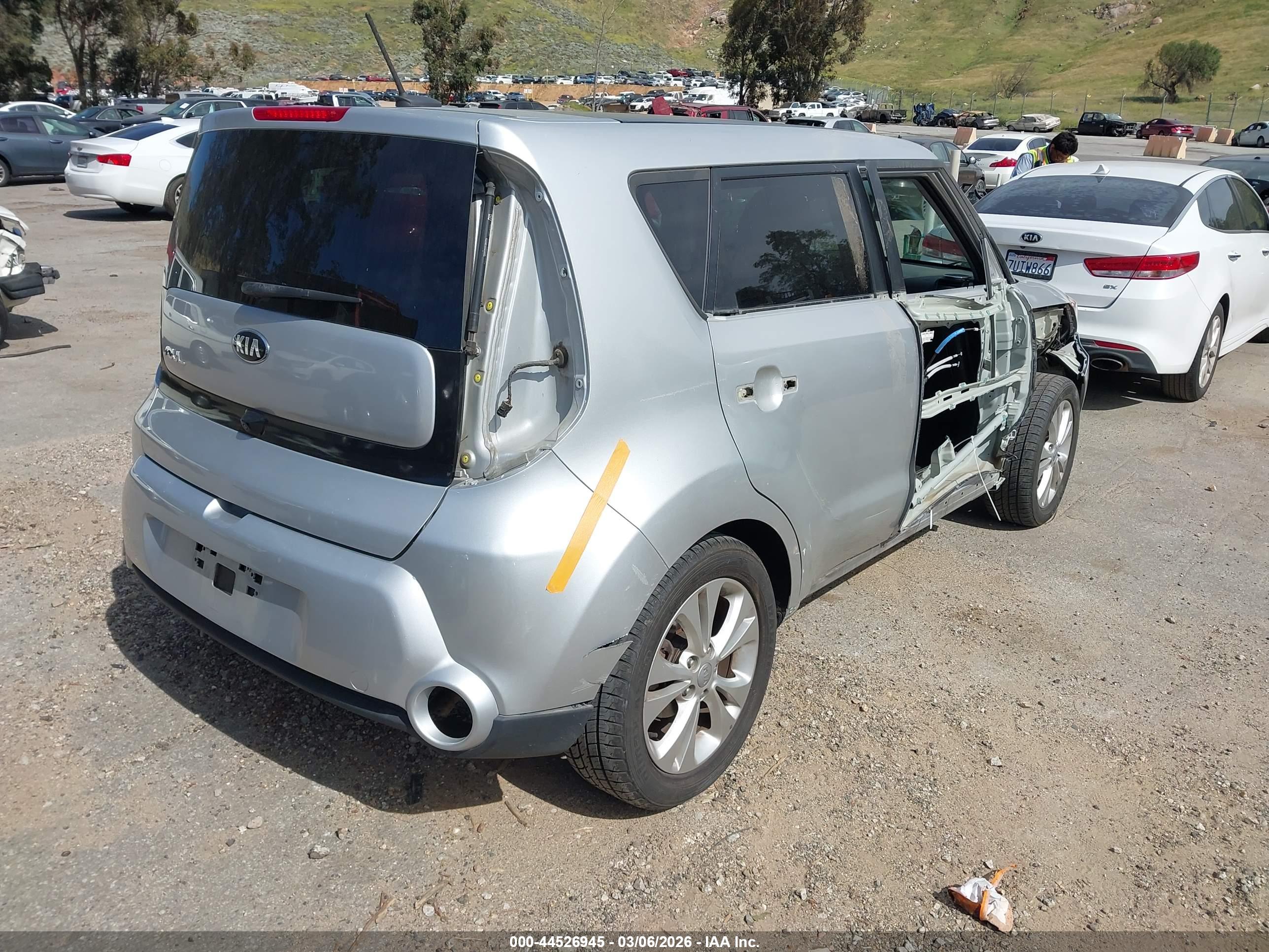 KIA SOUL image 4