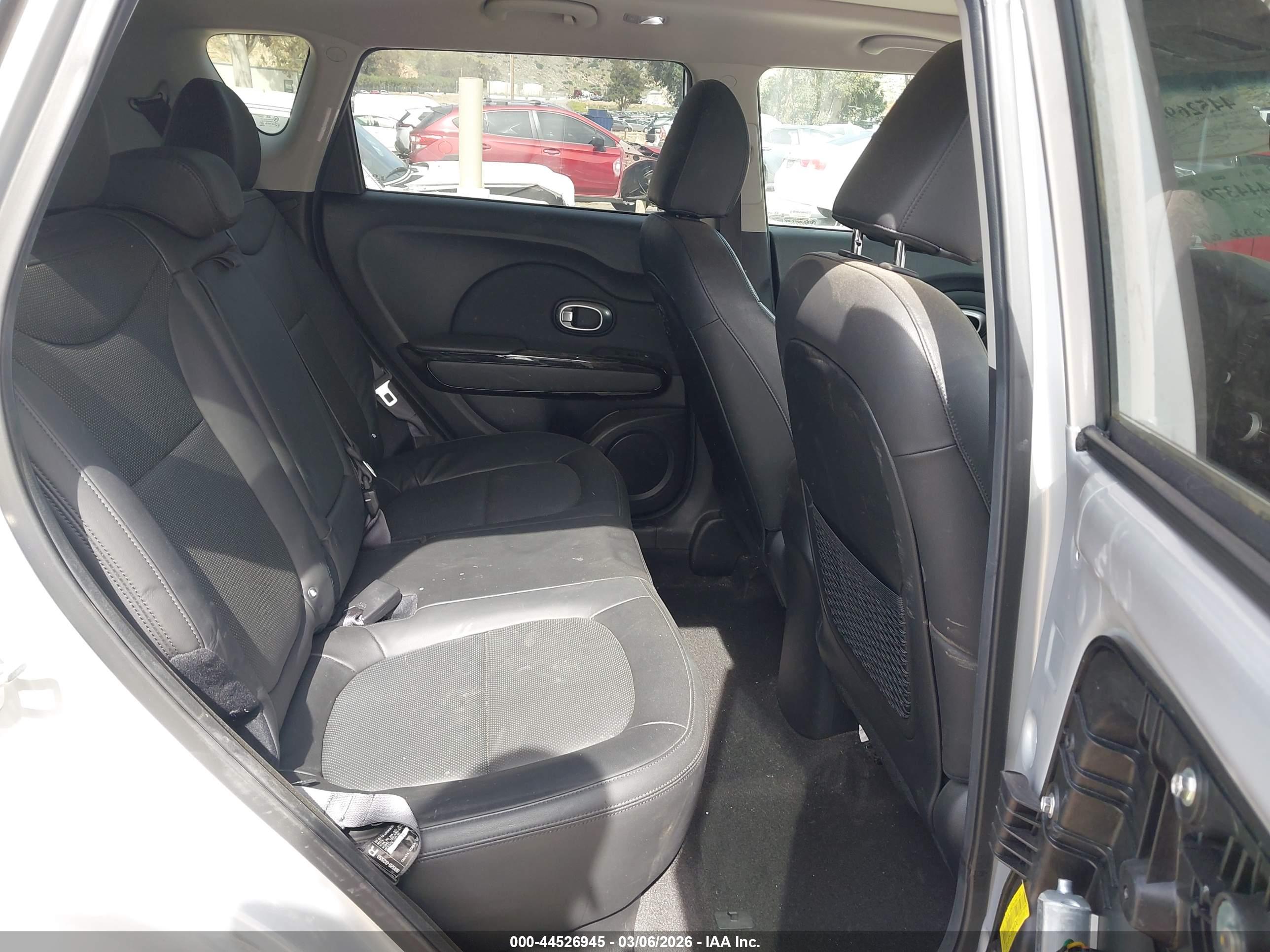 KIA SOUL image 8