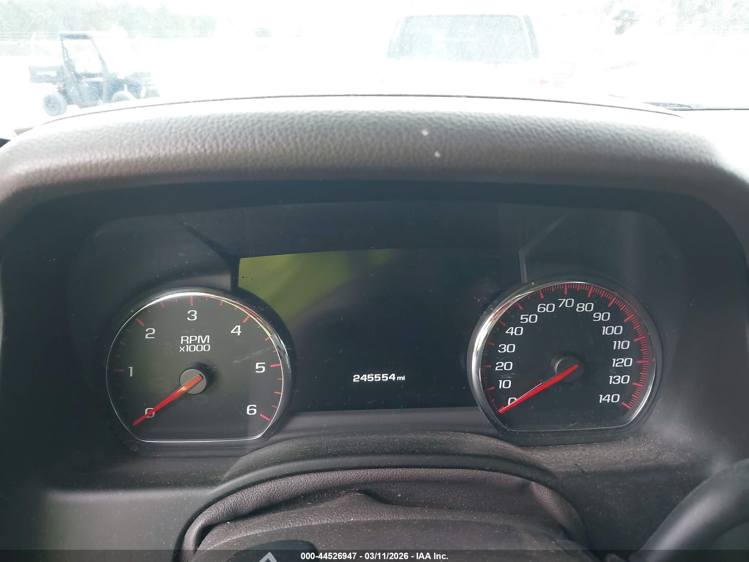 GMC YUKON image 7