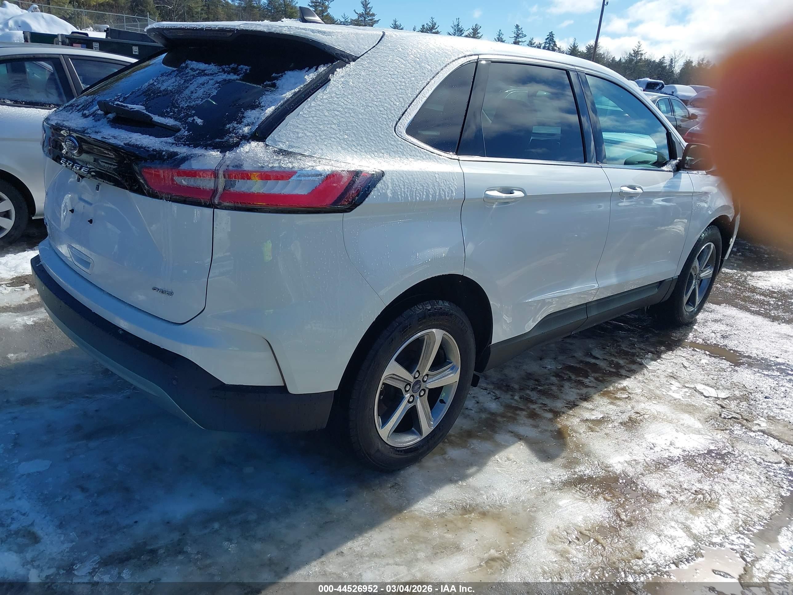 FORD EDGE image 4