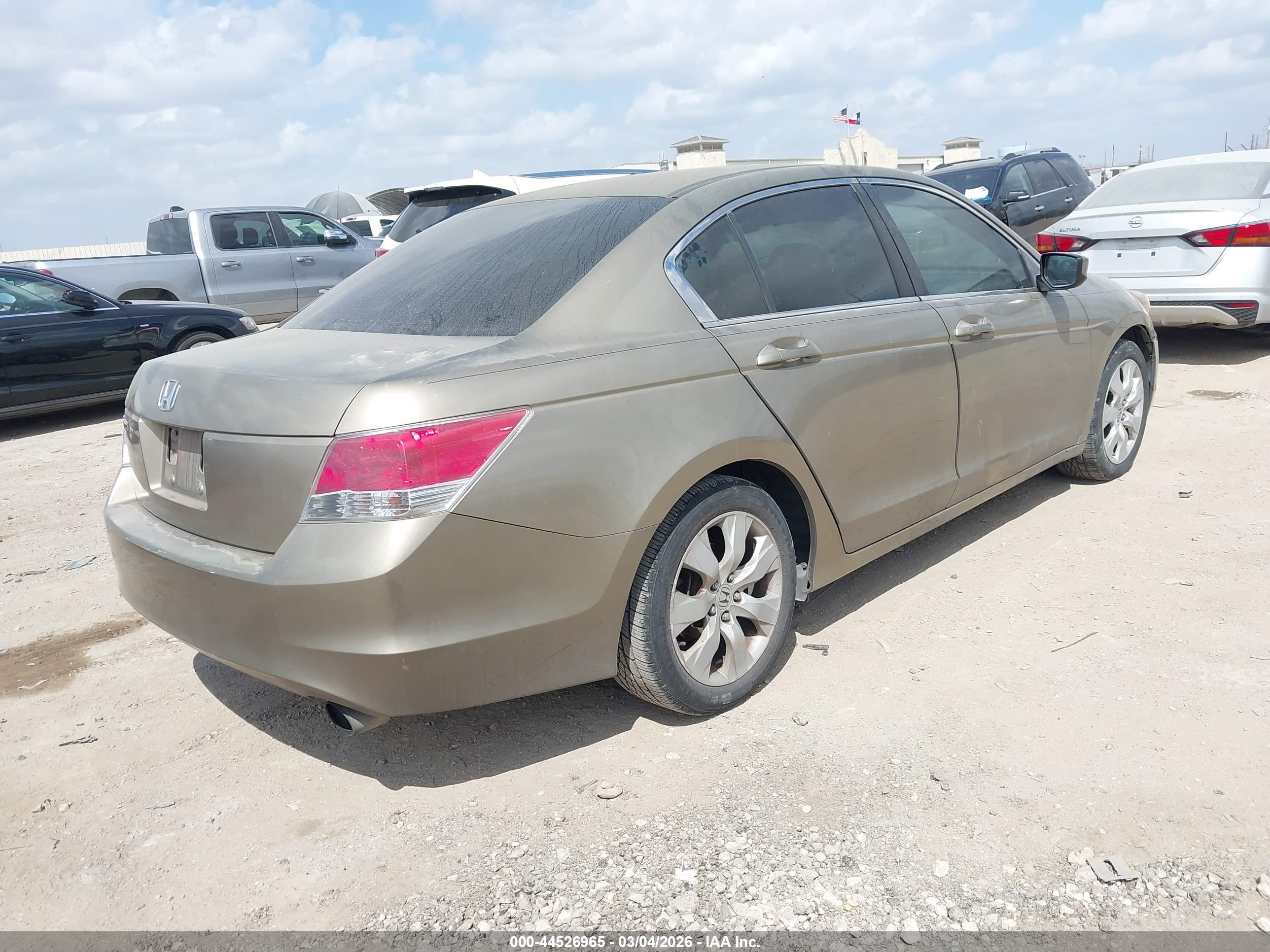 HONDA ACCORD image 4