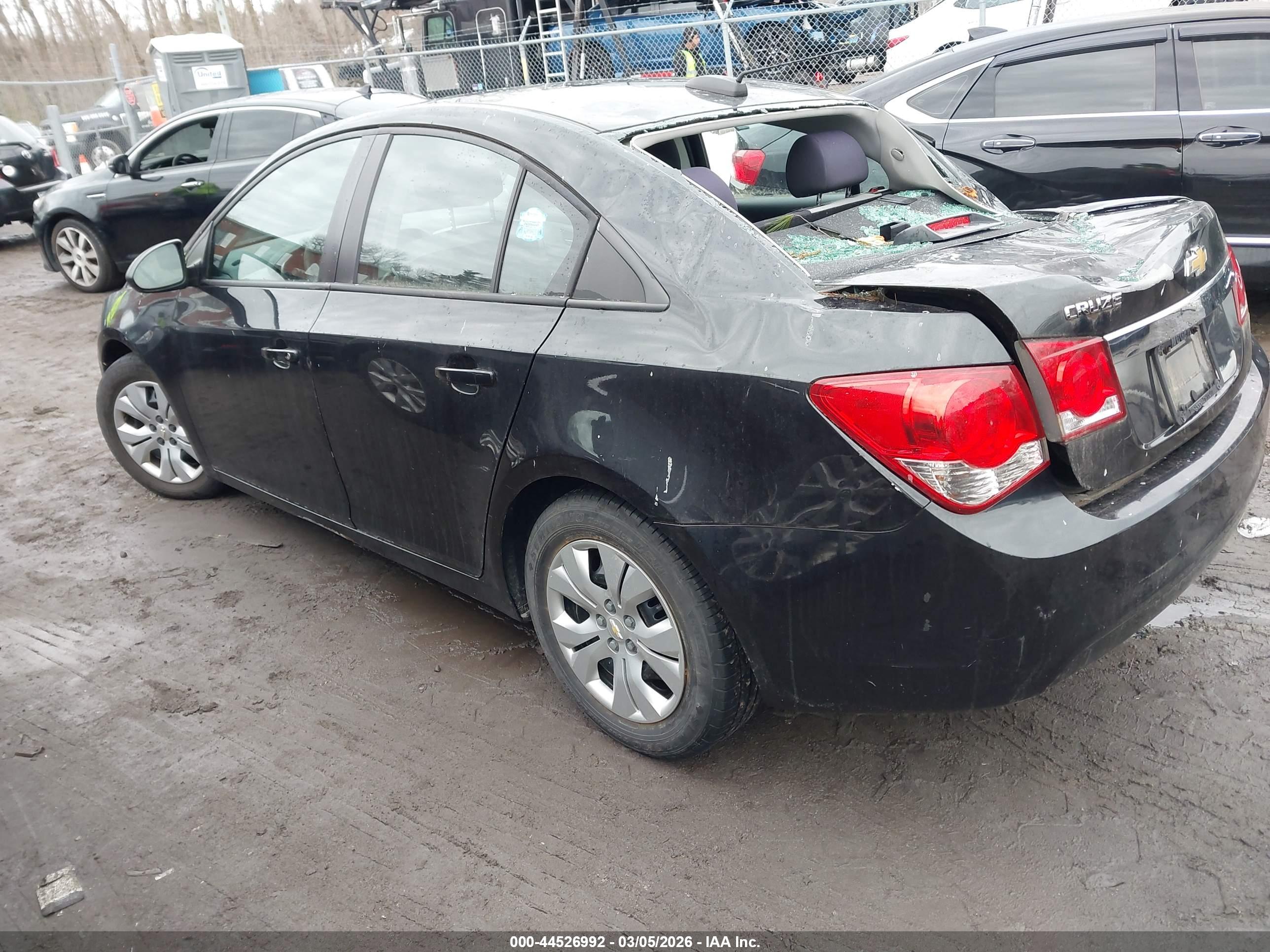 CHEVROLET CRUZE image 3