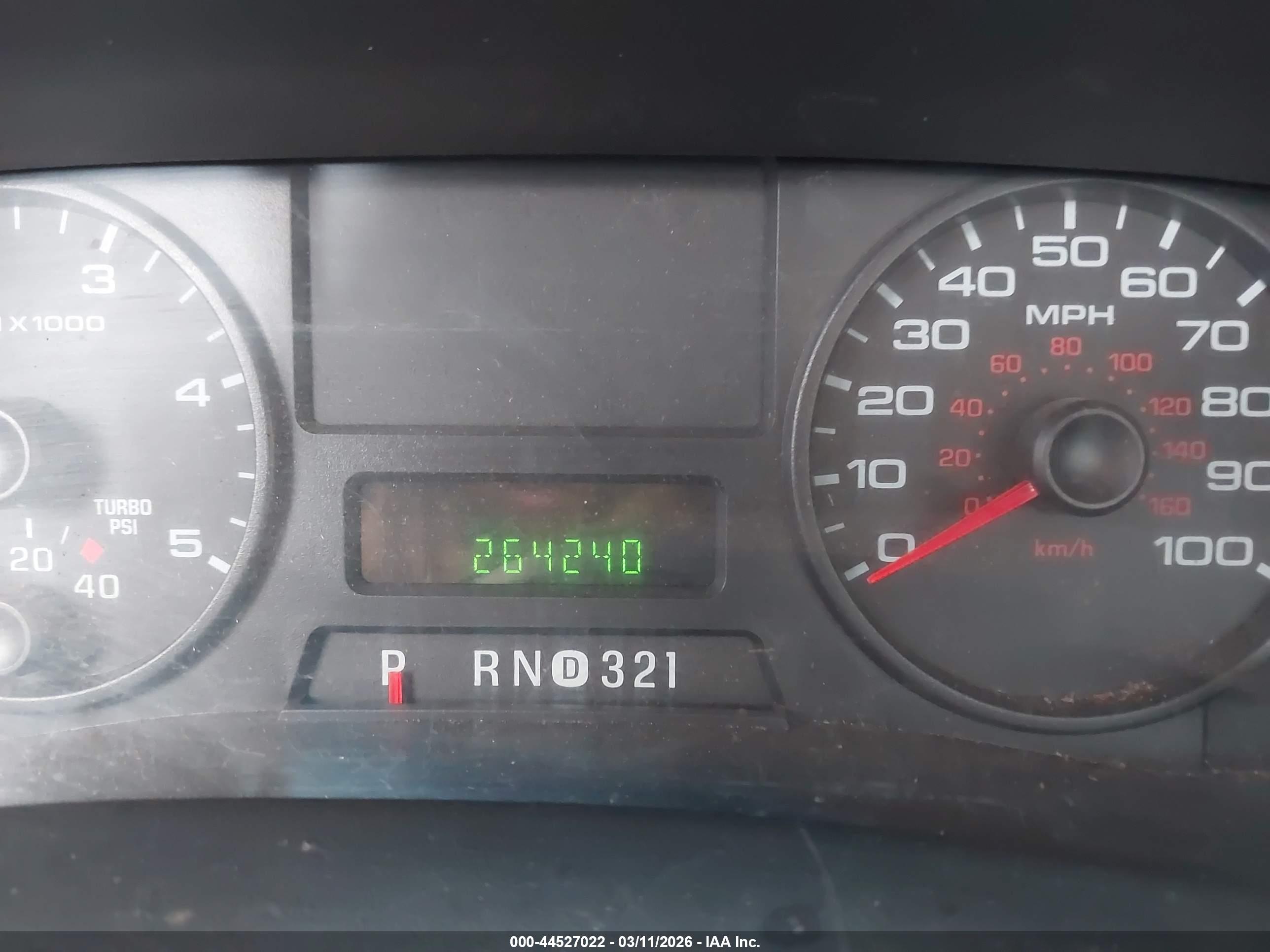 FORD F-550 image 6