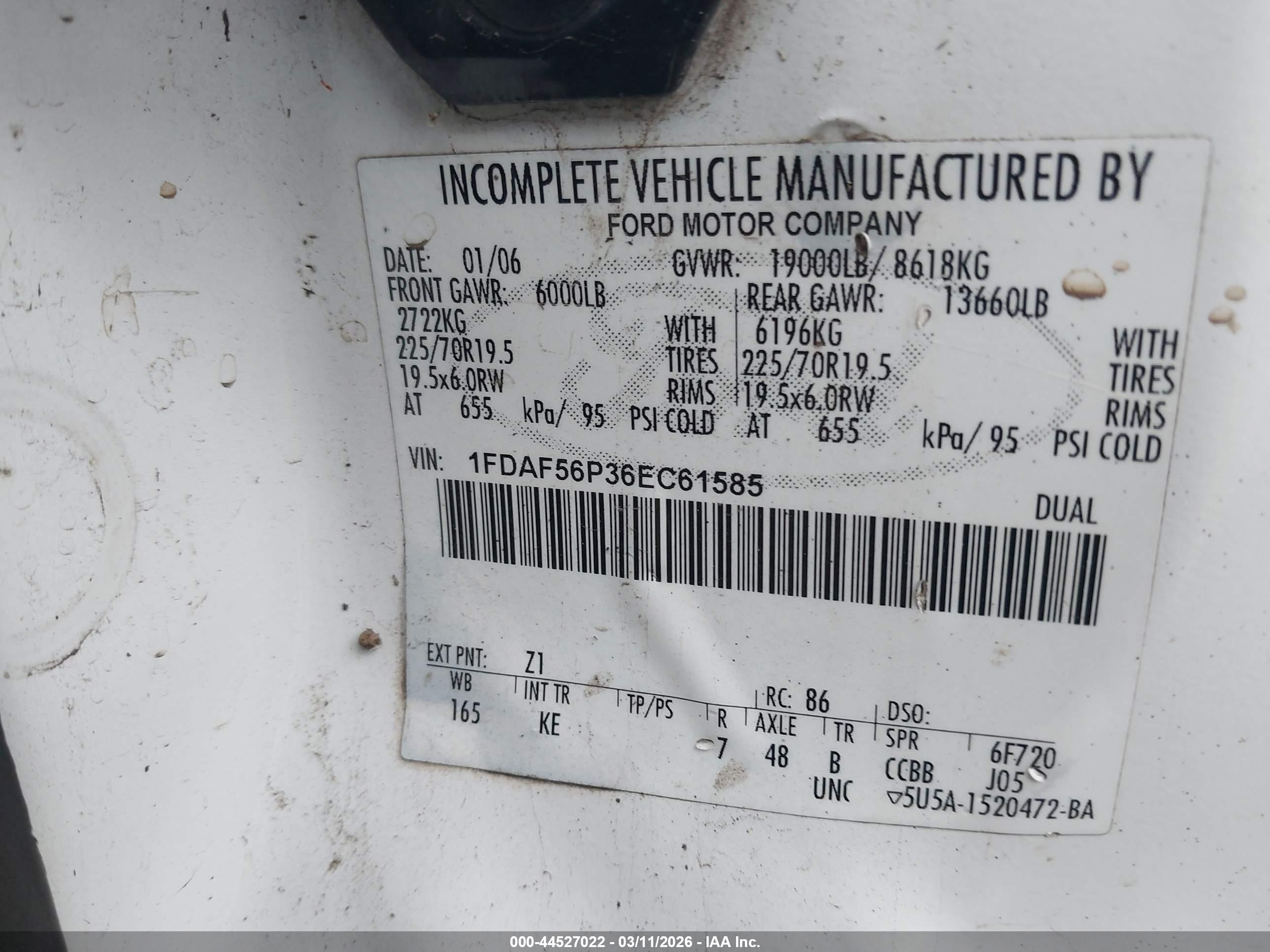 FORD F-550 image 9